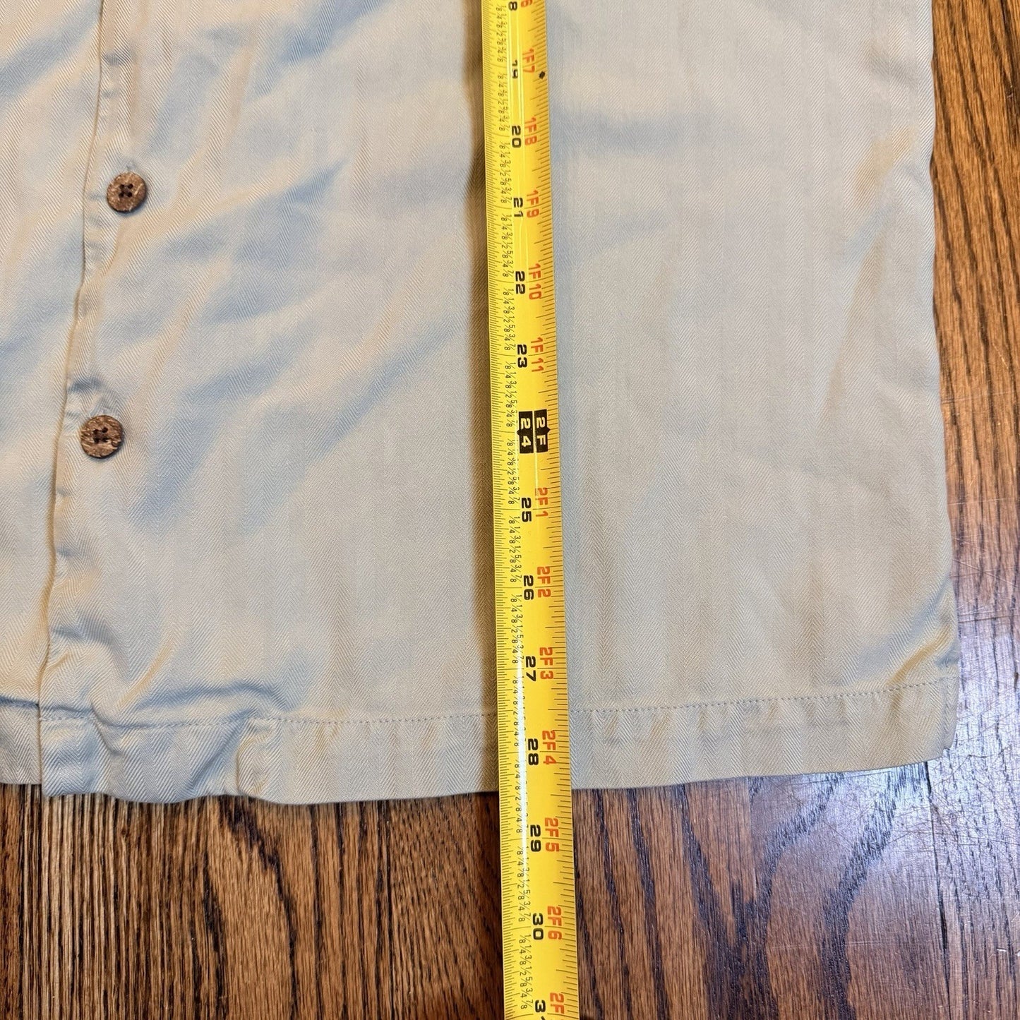 Tommy Bahama Silk Herringbone Shirt M Sage Green Short Sleeve Wood Button Down