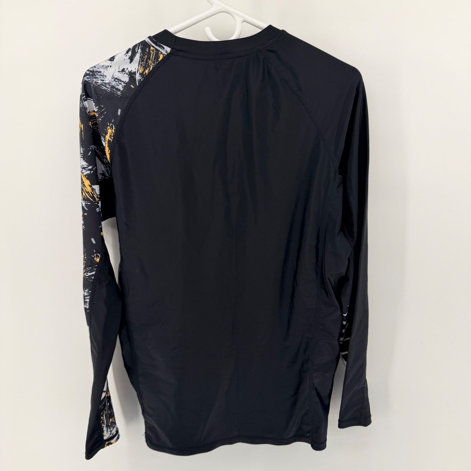 LAFROI Burst Compression Rash Guard 2pc Bundle Mens LG Black Graphic Long Sleeve
