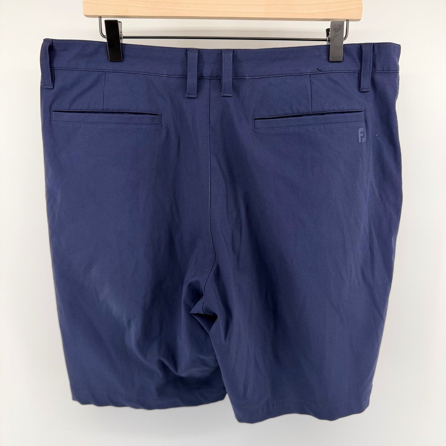 FootJoy Performance Golf Shorts Navy Blue Flat Front Activewear Size 36 Mens