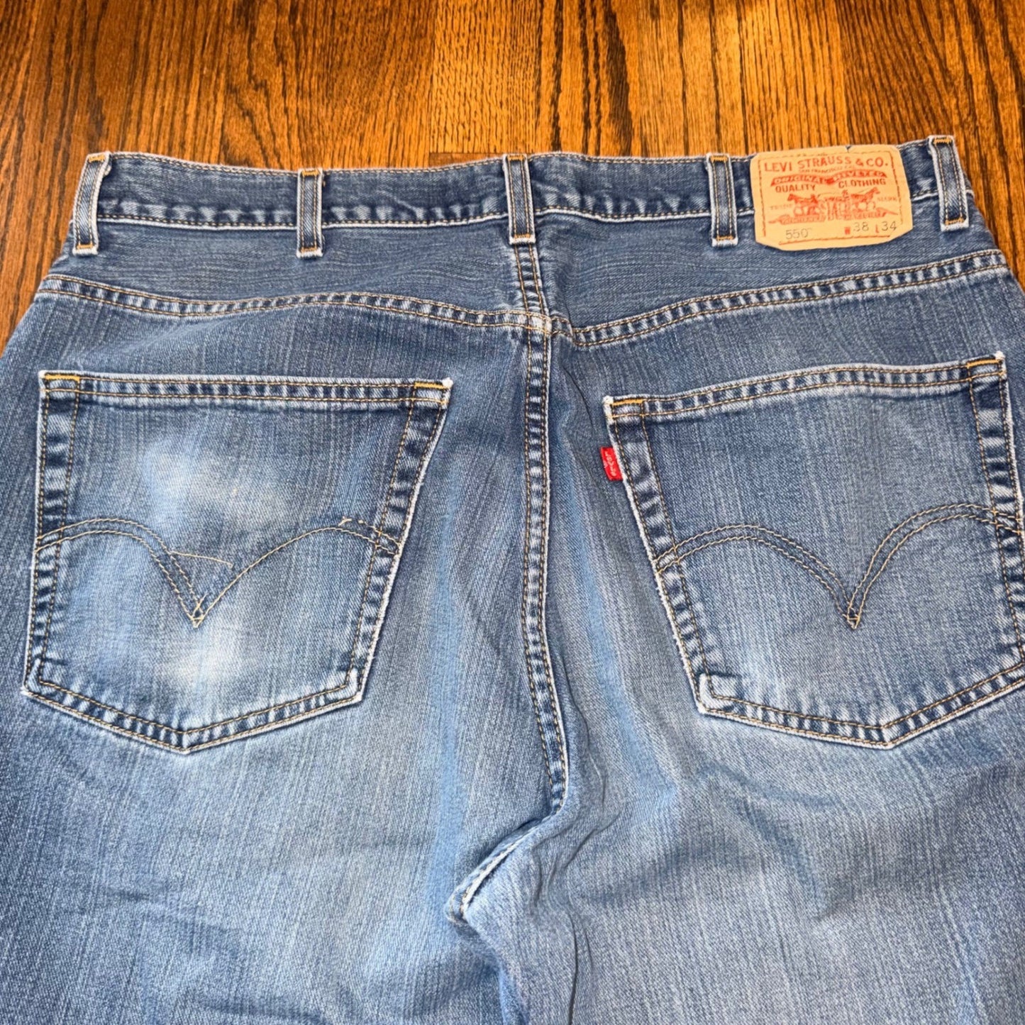 Levi's 550 Relaxed Fit Vintage 2004 Mens Jeans 38x34 Blue Denim Baggy Loose