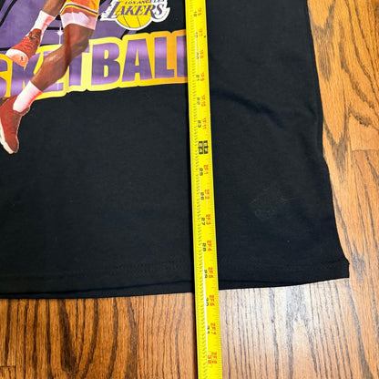 NBA Los Angeles Lakers LeBron James Graphic T-Shirt Large Black NWT