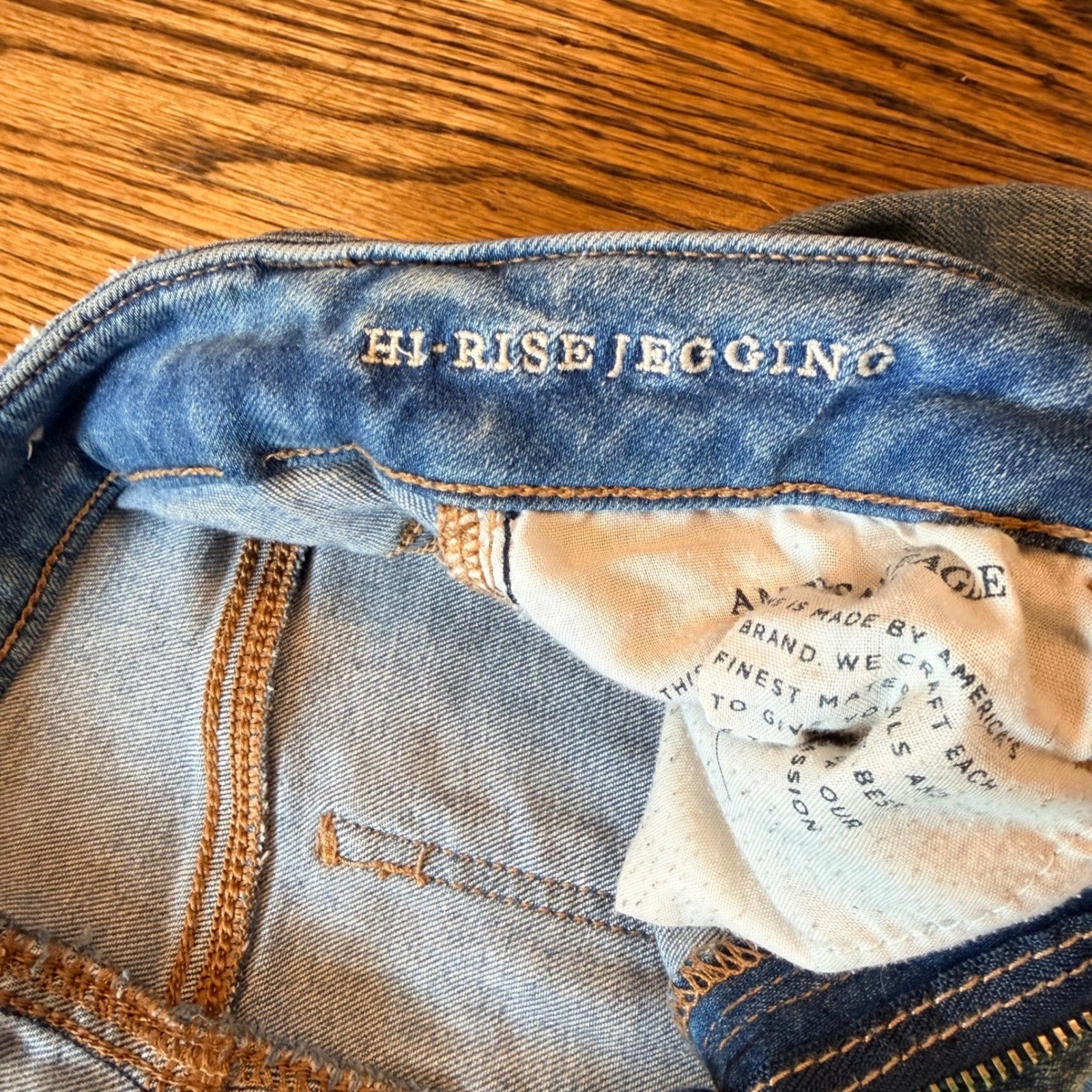 American Eagle Hi-Rise Jegging Distressed Skinny Jeans 4 Medium Wash Blue