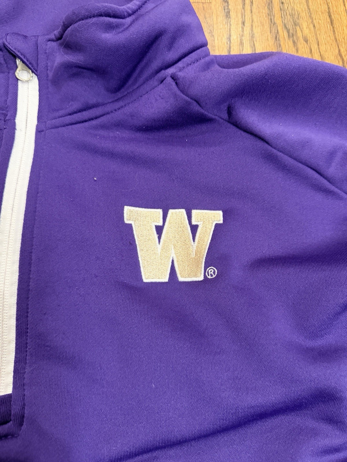 Washington Huskies Genuine Stuff 1/4 Zip Long Sleeve Pullover Men XL Purple
