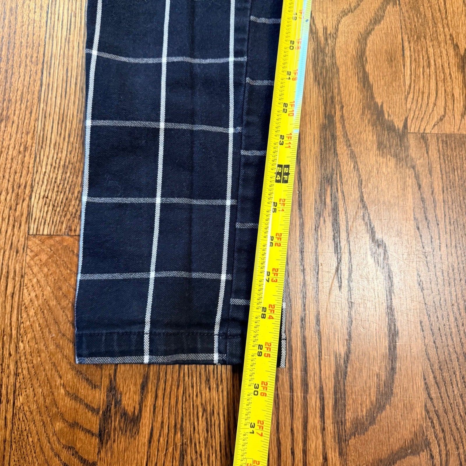 Hot Topic Grid Print Cargo Pants Slim Jogger Multi-Pocket Size M Black White