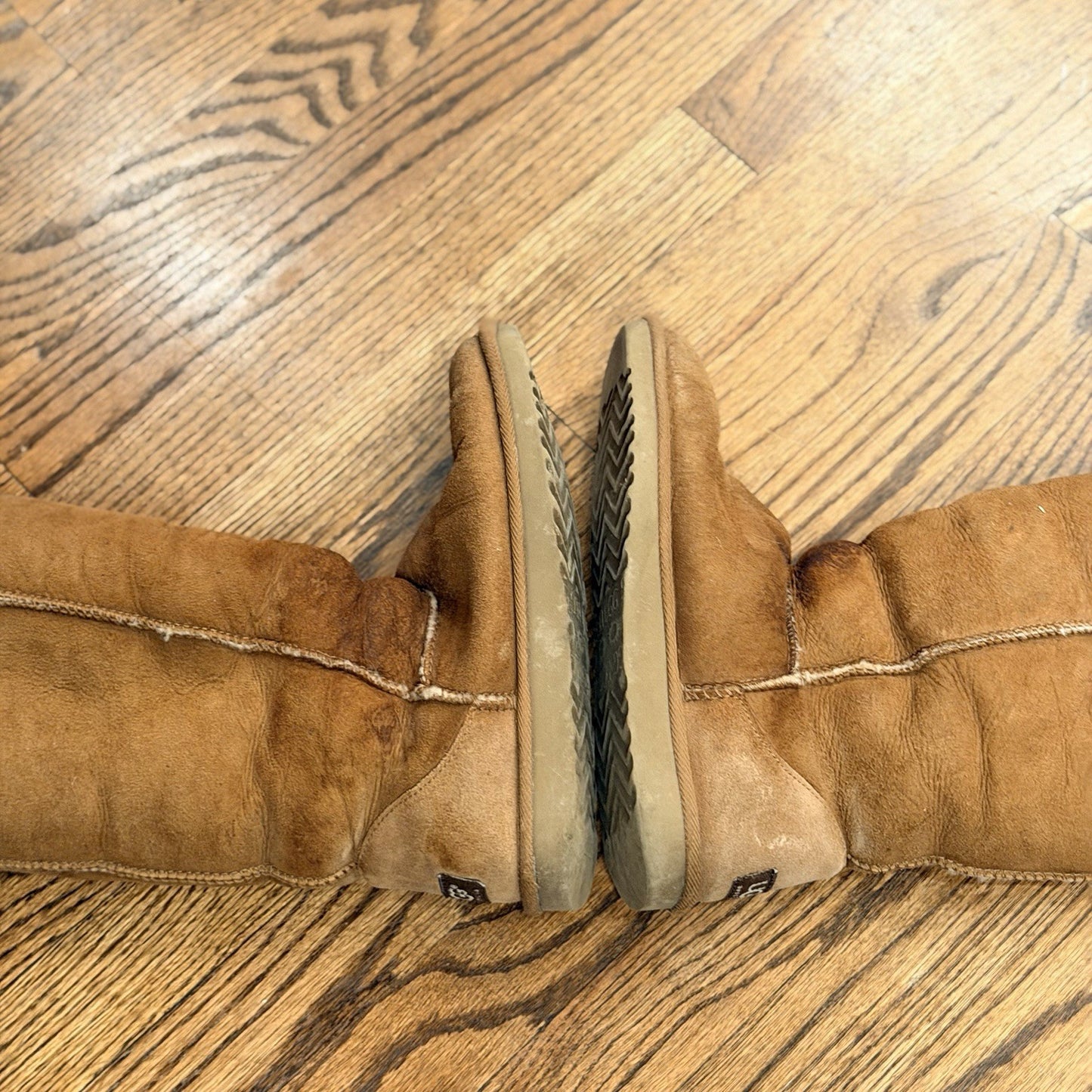 Ugg Australia Classic II Tall Boots Chestnut Sheepskin Women's size 7 S/N 5815
