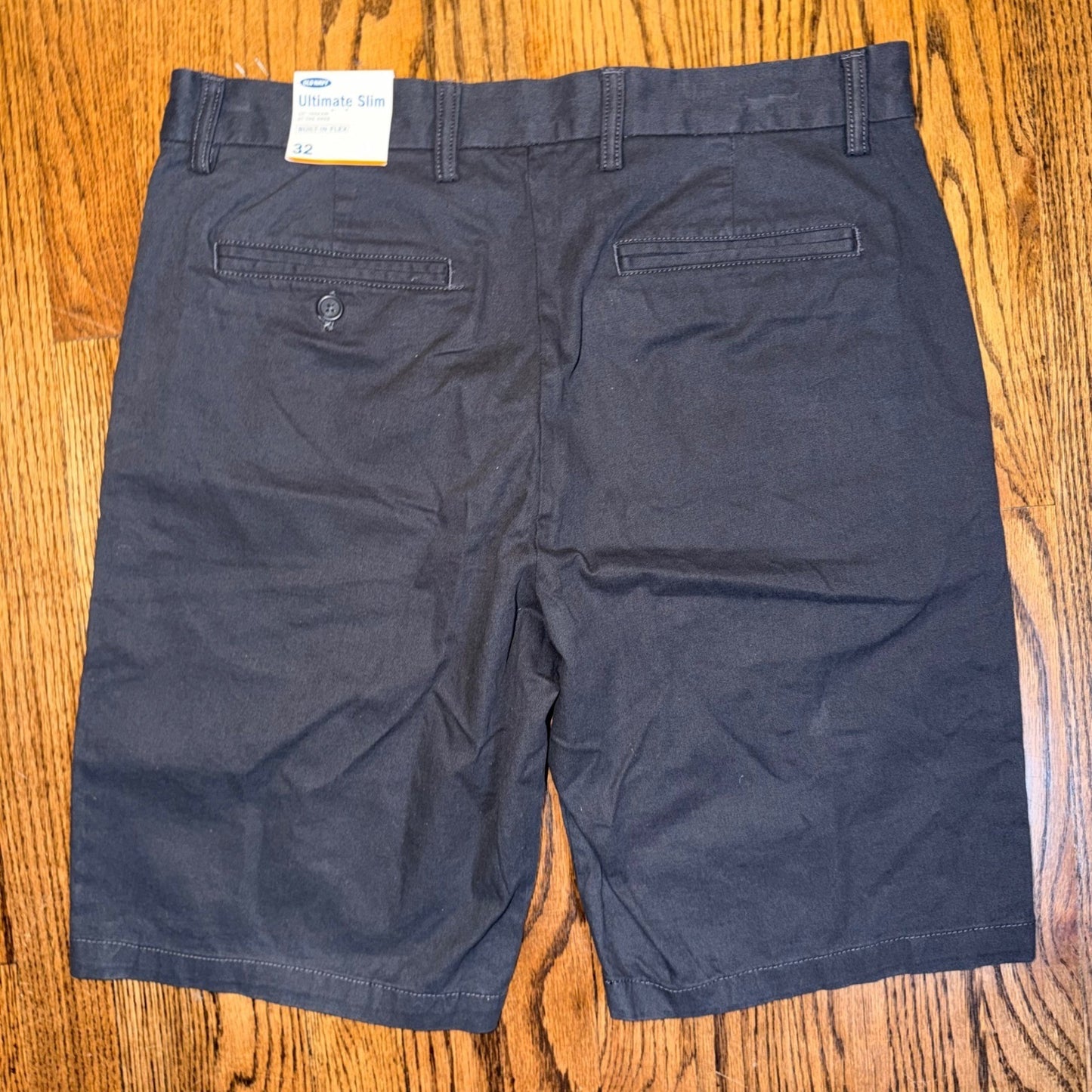 Old Navy Ultimate Slim Built-In Flex Chino Shorts 32 Charcoal Gray NWT