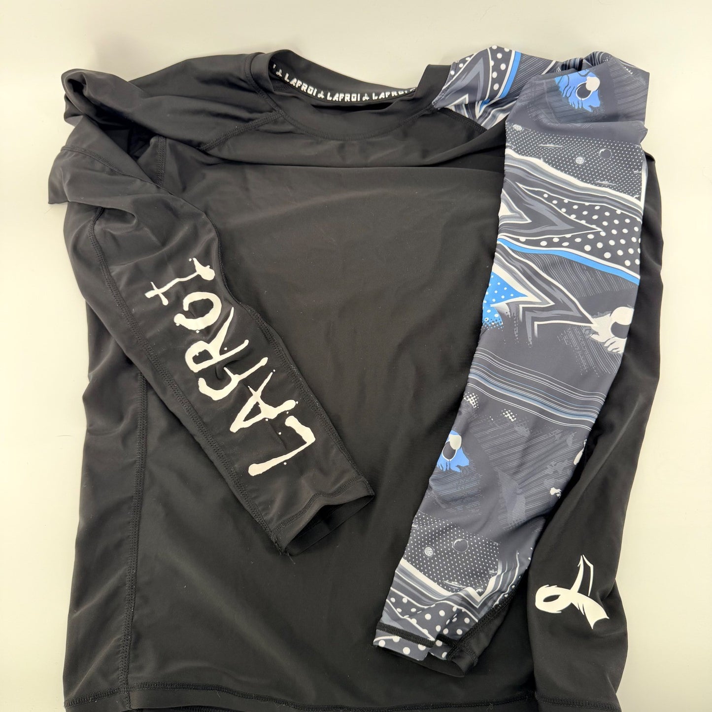 LAFROI Burst Compression Rash Guard 2pc Bundle Mens LG Black Graphic Long Sleeve