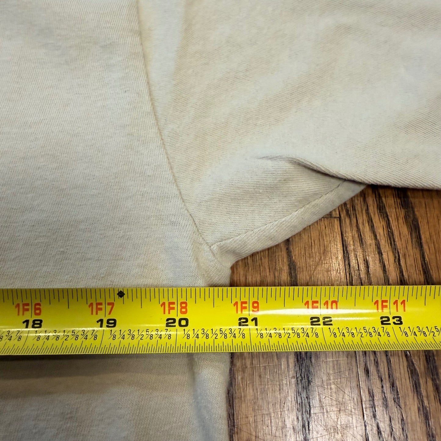 Unicor U.S. Army Army Strong Graphic T-Shirt Large Sand Tan Cotton Tee Military