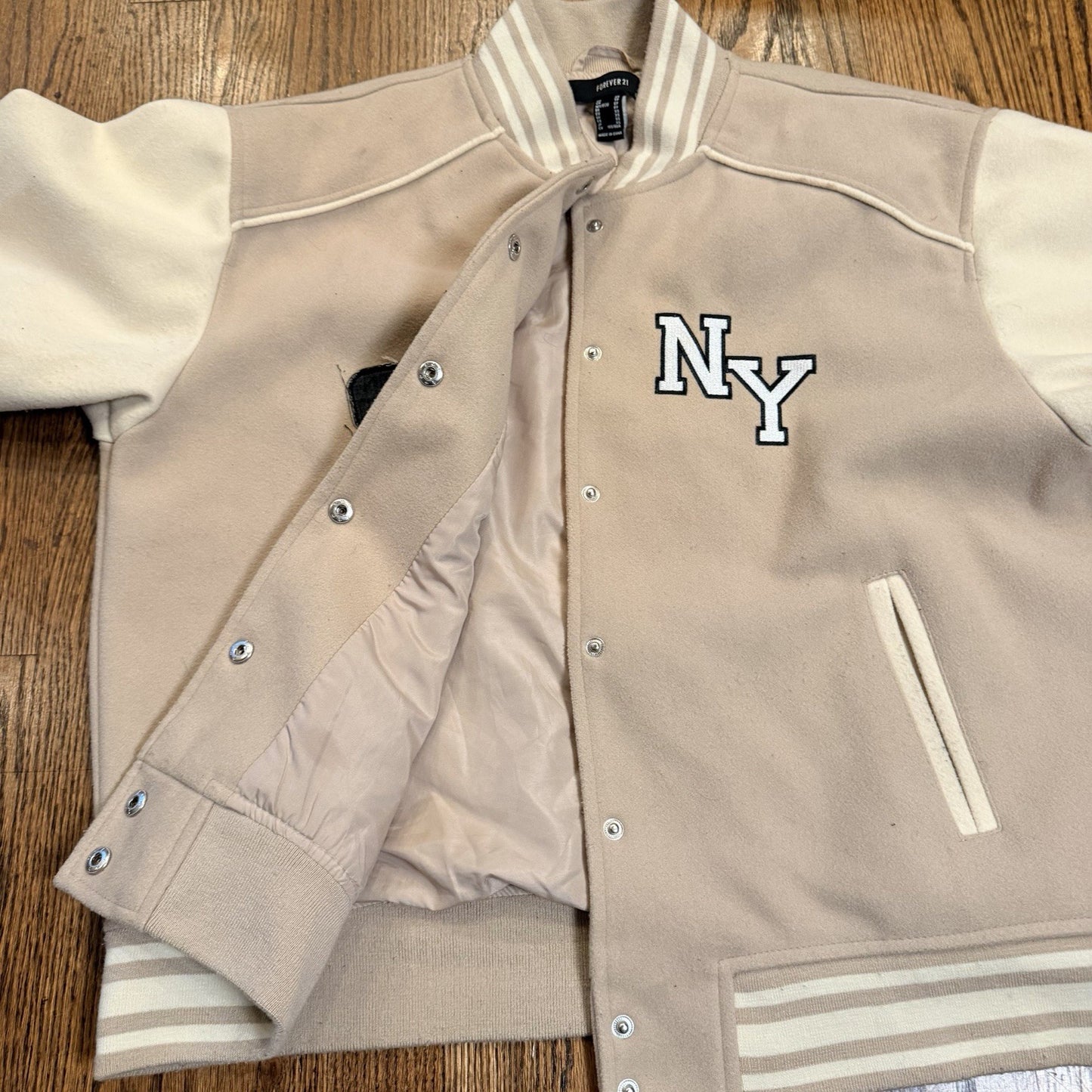 New York 1982 Empire State Varsity Bomber Jacket - Forever 21 - Tan - Size XS