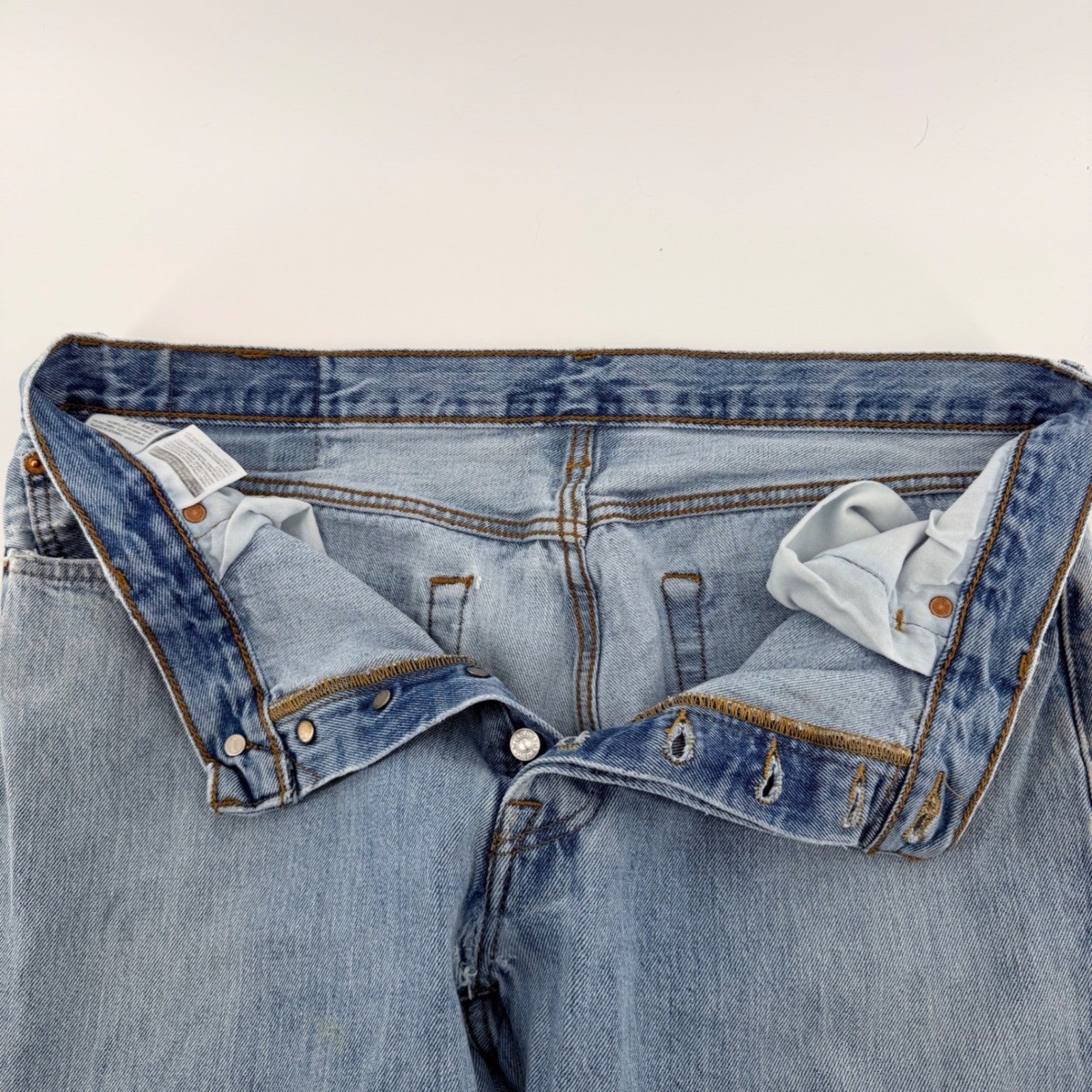 Levis 501 Original Fit Straight Leg Button Fly Jeans 36x31 Light Wash Blue