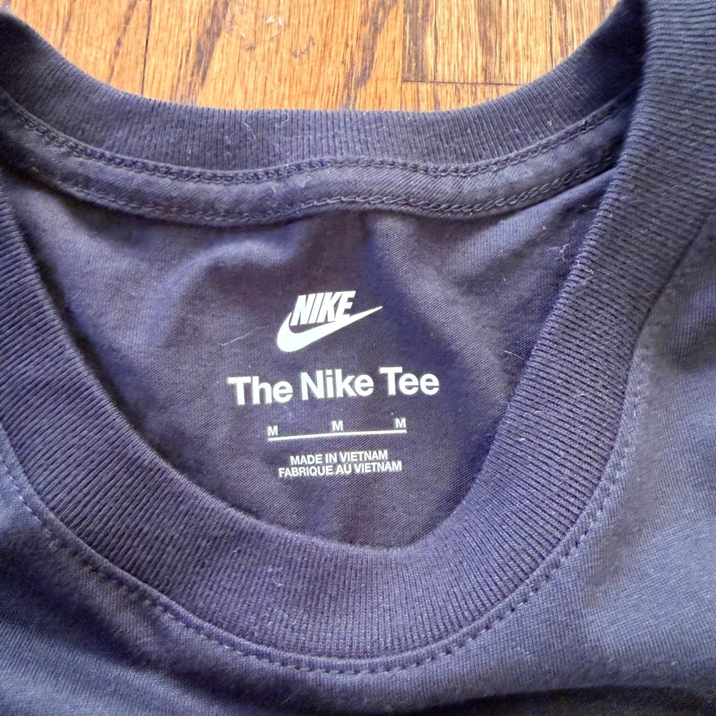 Nike The Nike Tee Graphic T-Shirt Tropical Palm Tree Print Medium Black