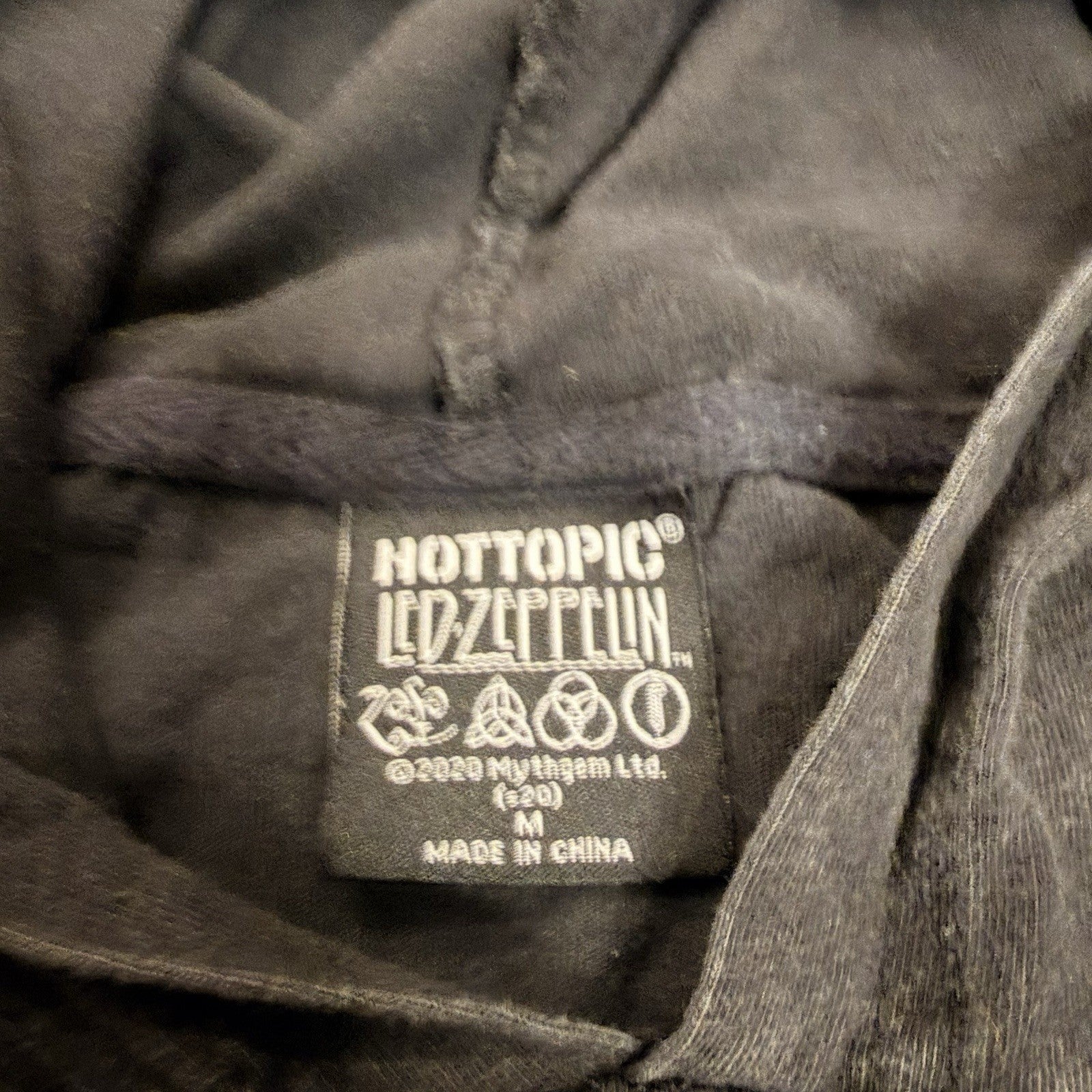 Hot Topic Led Zeppelin Graphic Hoodie Tour 1969 Band Tee Size M Black
