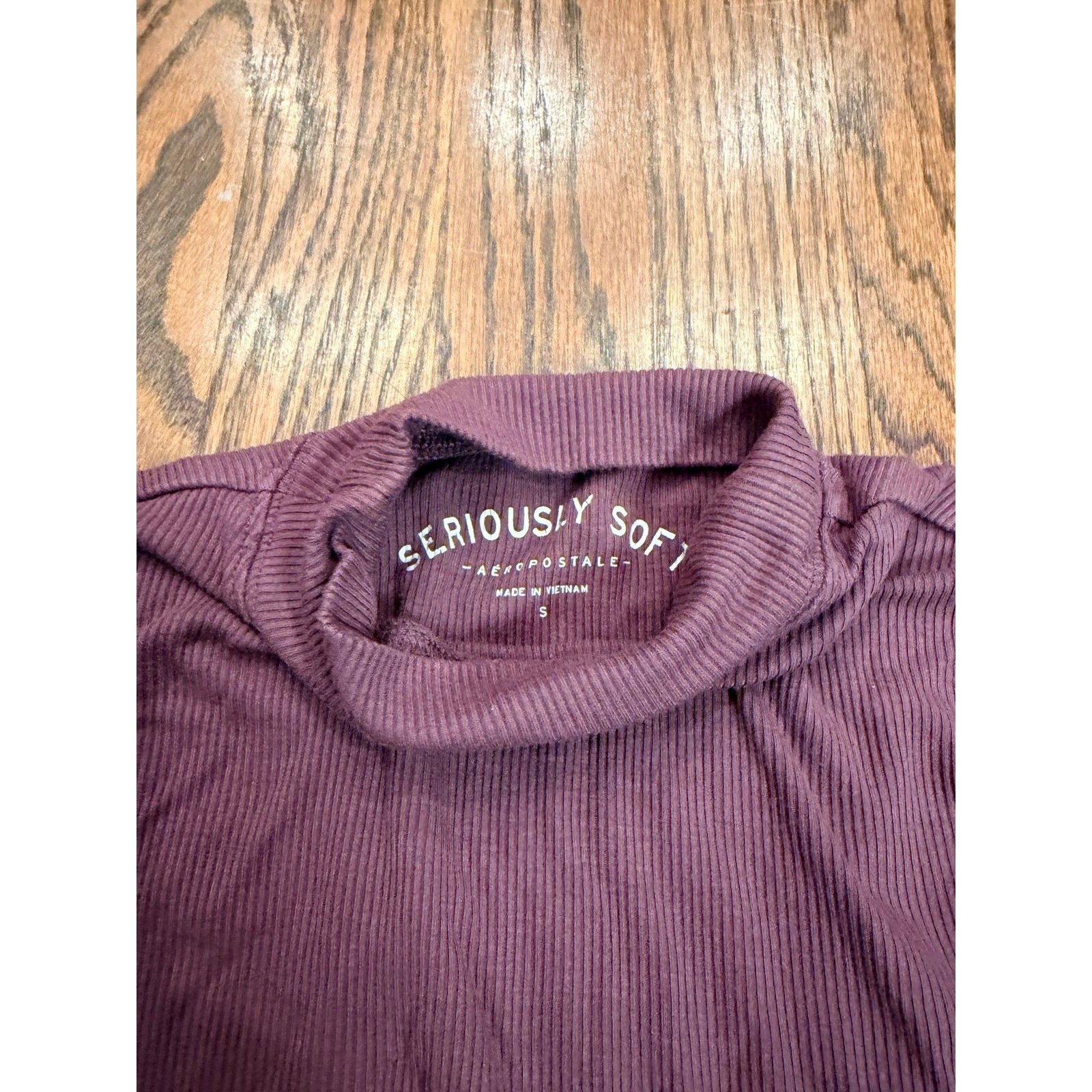 Aeropostale Seriously Soft Ribbed Mock Neck Crop Top S Purple Long Sleeve