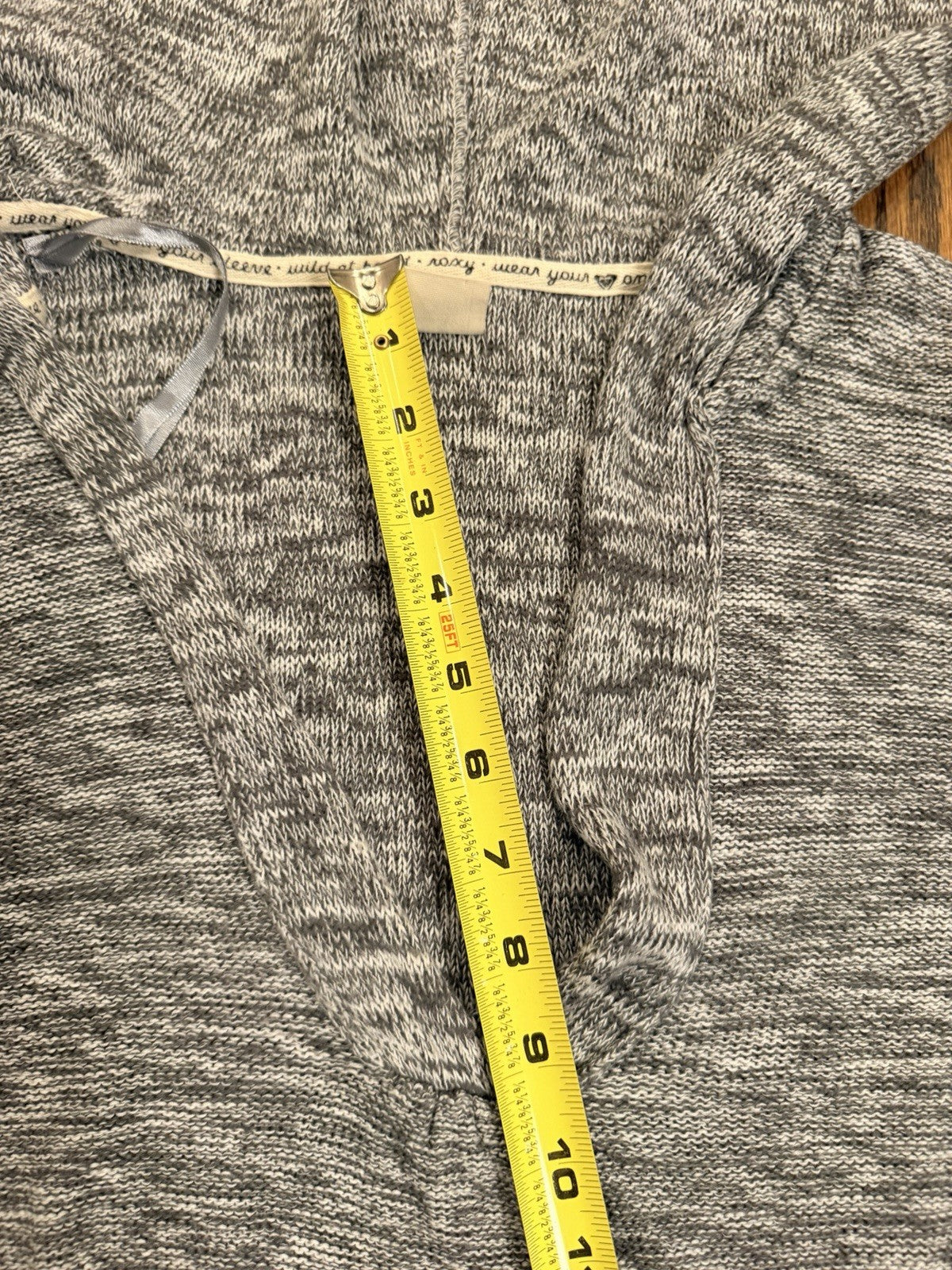 ROXY Sweater, Women's Size Medium, Black White, Knit, Pullover, V-neck