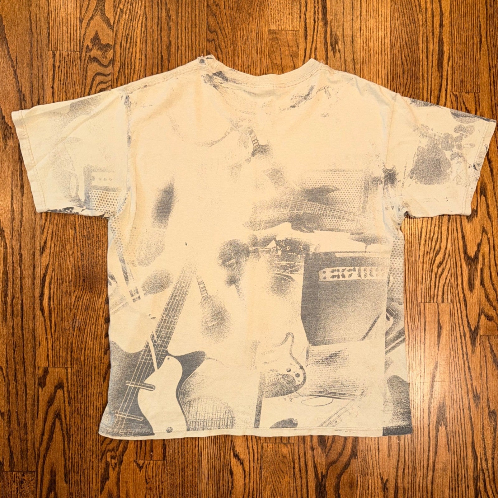 Yazbek Heavyweight All Over Print Music Instrument T-Shirt Size L Tan Distressed