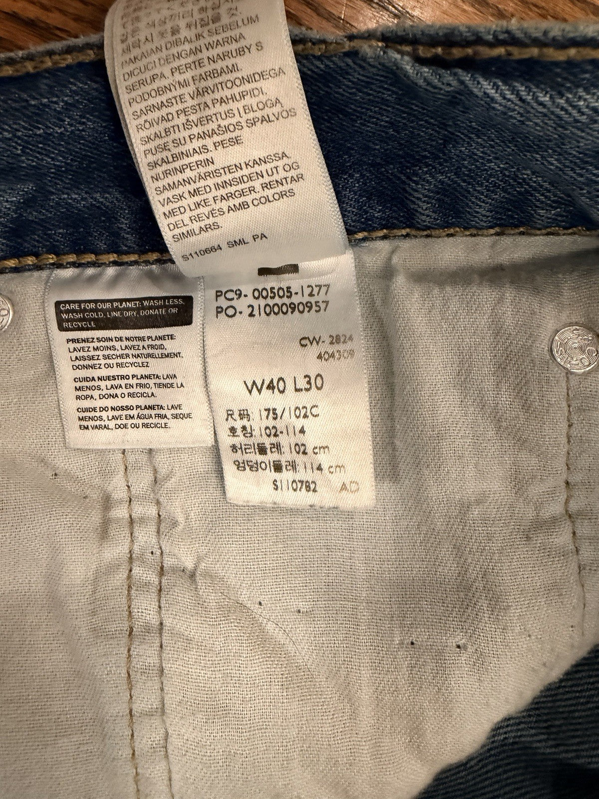 Levis 505 Jeans Mens 40x30 Whiskered Denim Y2K