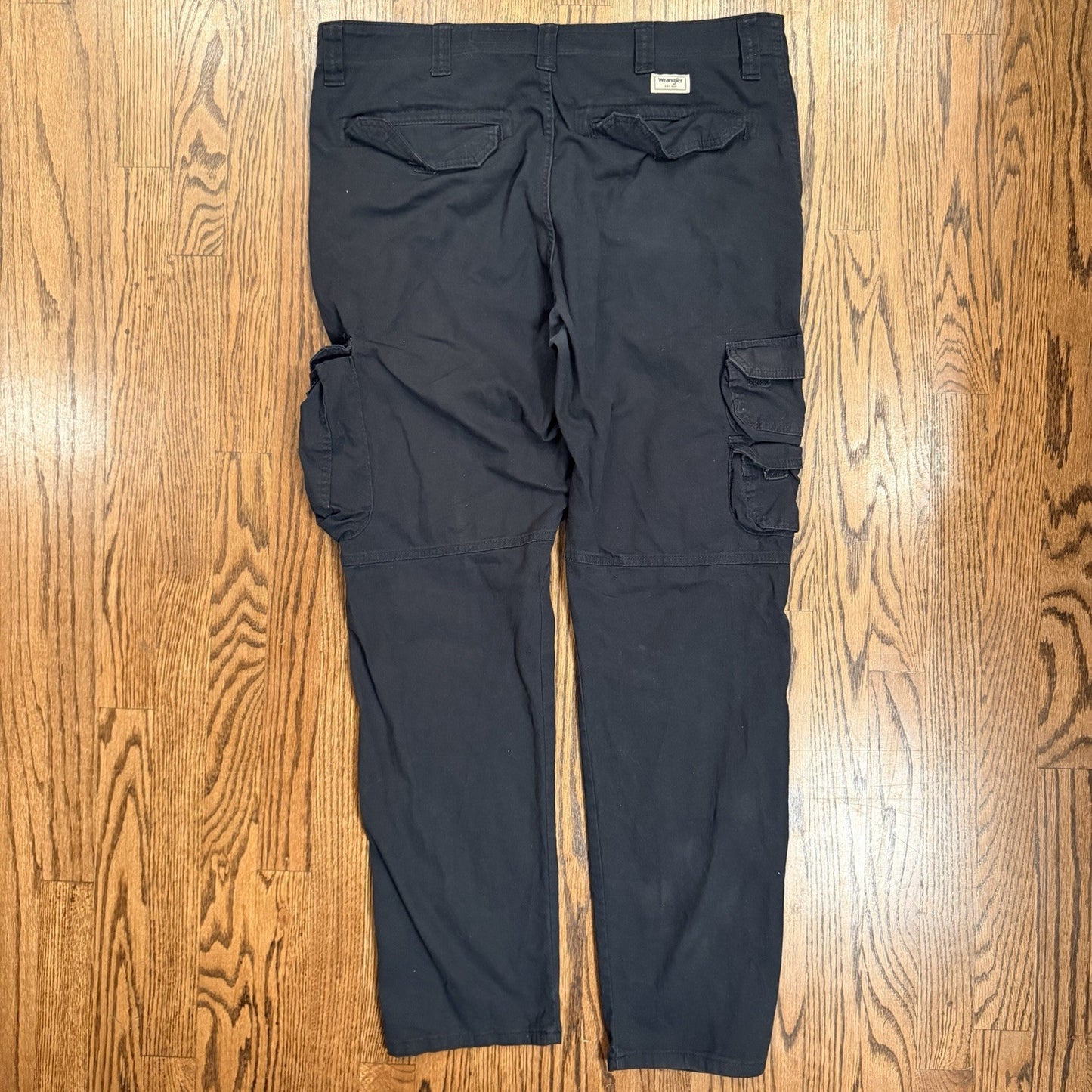 Wrangler Men's Stretch Taper Leg Regular Fit Cargo Pant Blackk 38x32