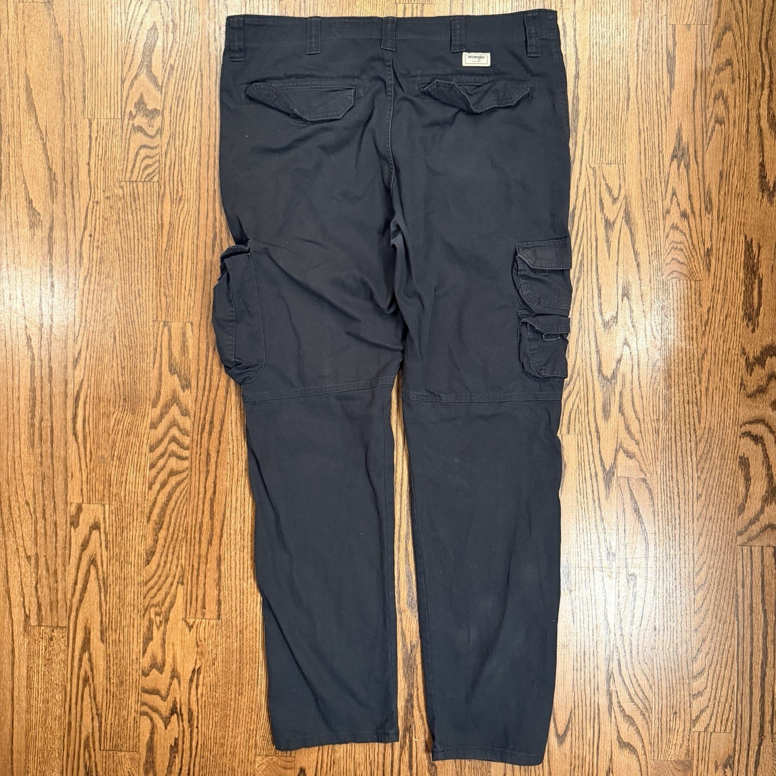 Wrangler Men's Stretch Taper Leg Regular Fit Cargo Pant Blackk 38x32
