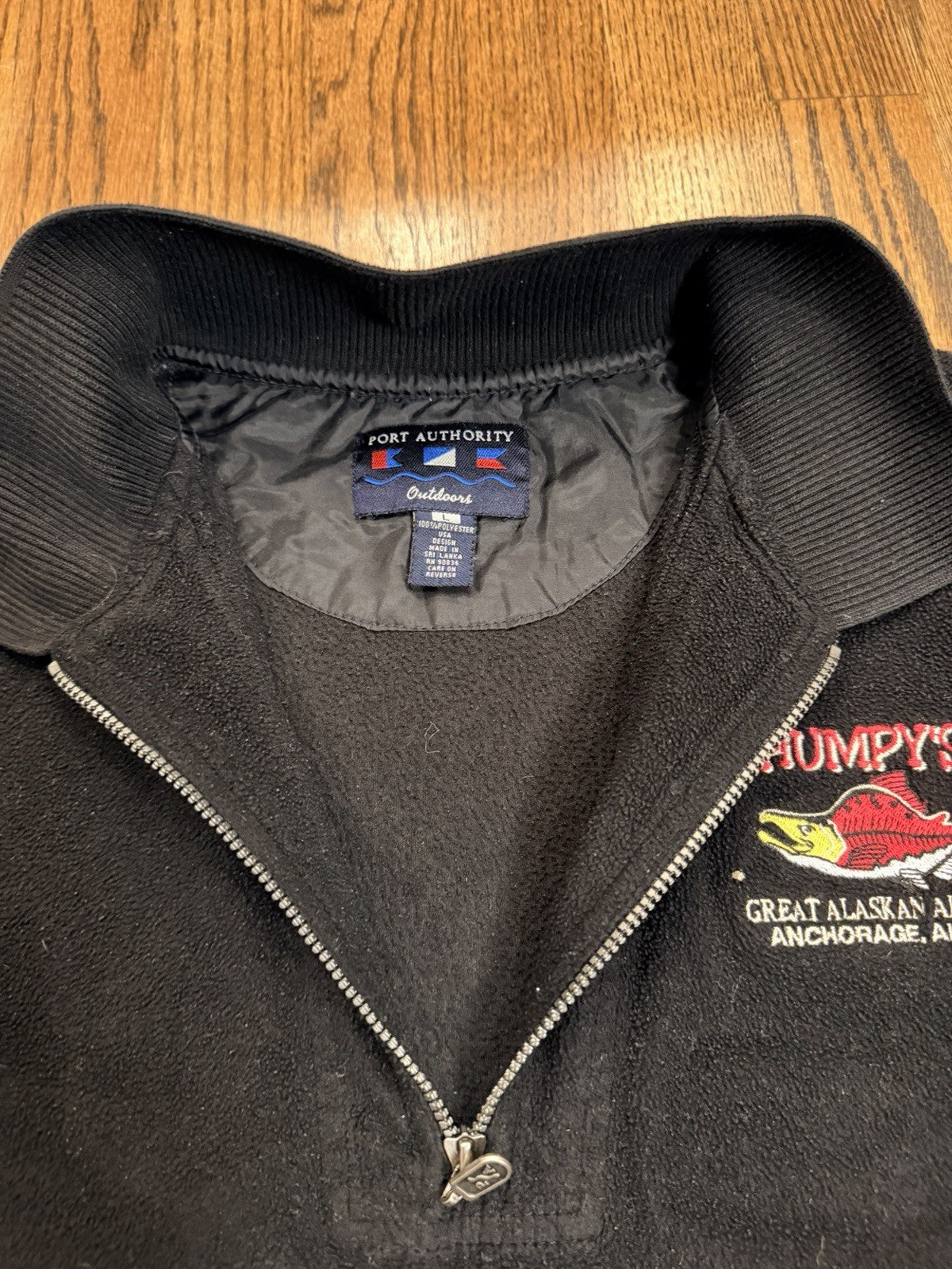 Port Authority 1/4 Zip Fleece Humpy’s Great Alaskan Alehouse Anchorage L
