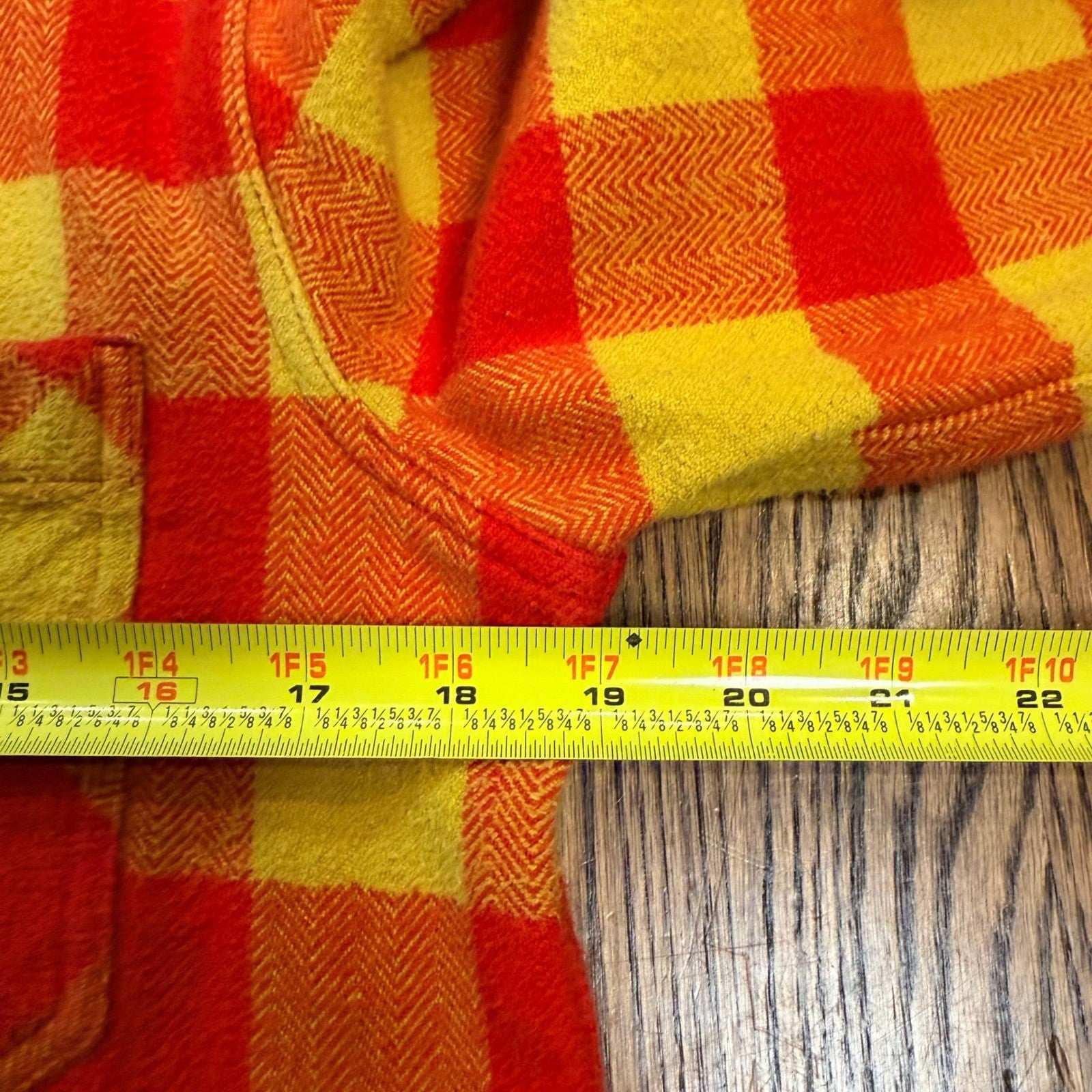 True Religion Buffalo Plaid Flannel Shirt Herringbone Button Down Small Orange