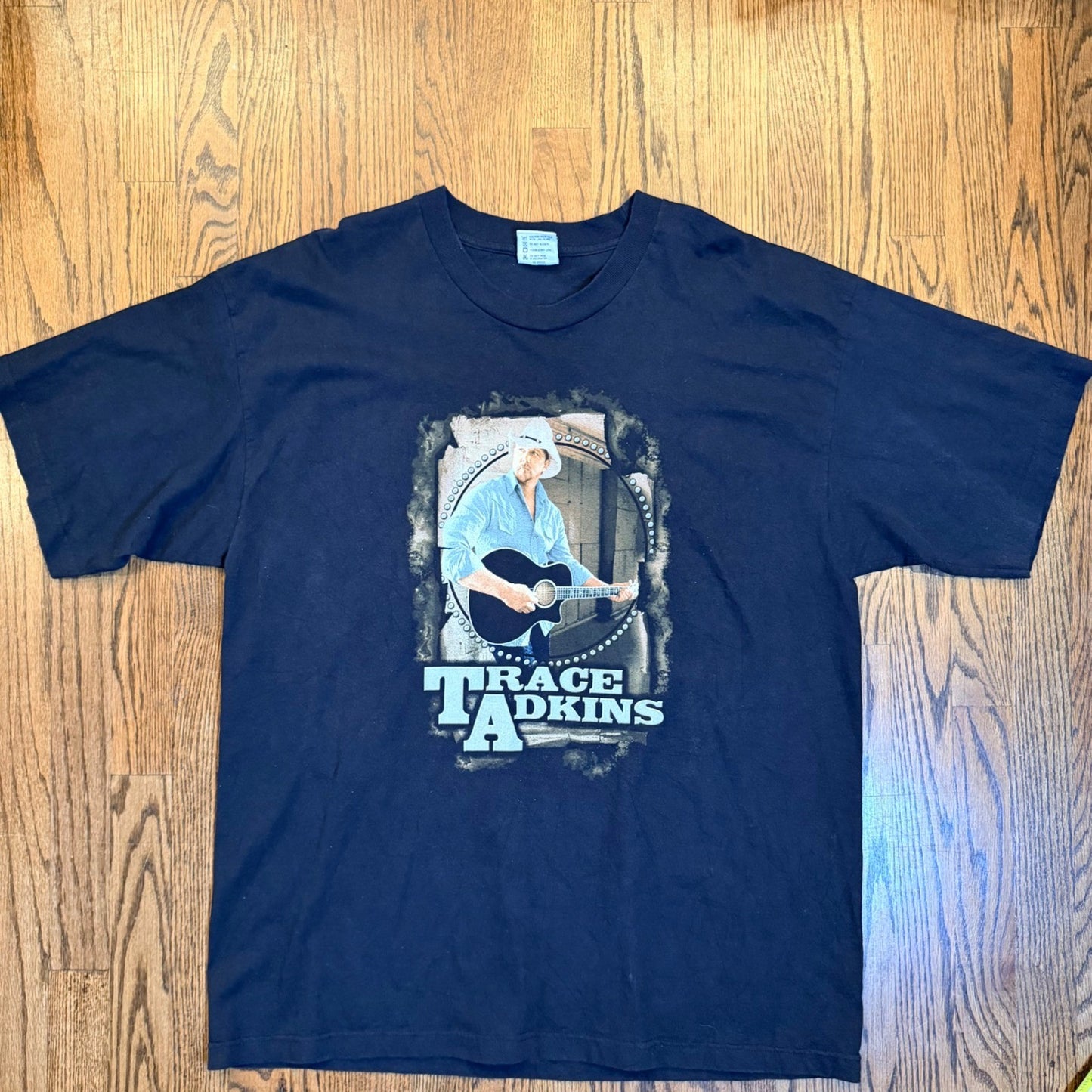 Bayside Trace Adkins 2010 Tour Shirt Cowboy's Back In Town 2XL Black