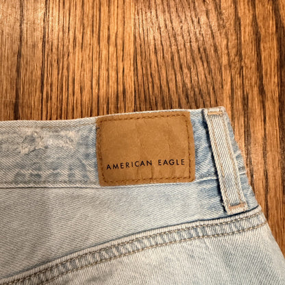 American Eagle Mom Jeans Size 0 Ripped Distressed Light Wash Denim Y2K