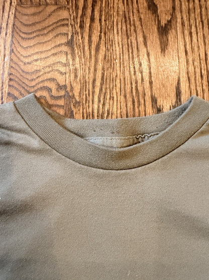 Military Issue Training T-Shirt Green Size Large Army PT Tee 23x28 USA MilSurp