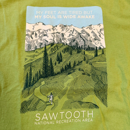 Gildan Sawtooth National Recreation Area Graphic T-Shirt Hiking Size M Green