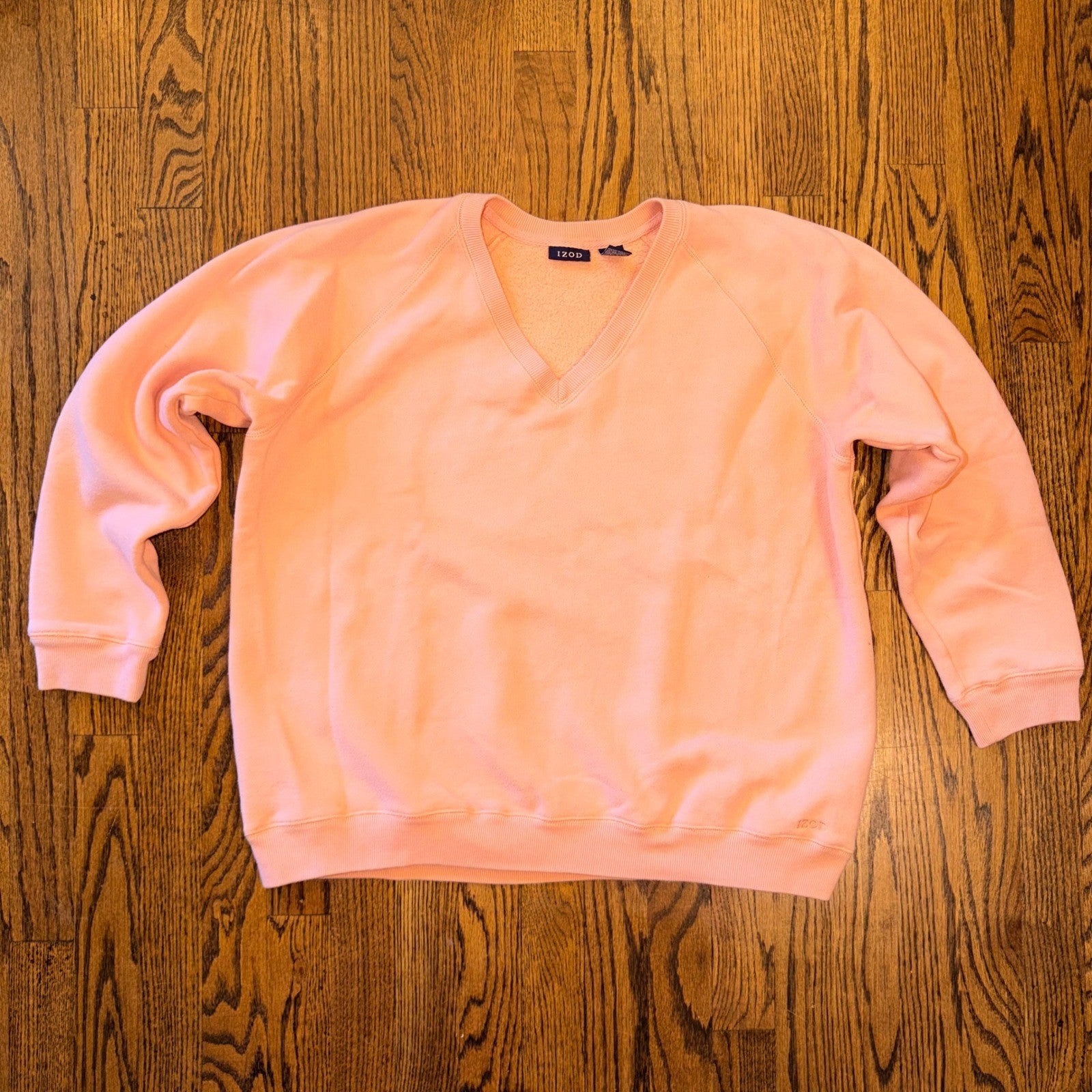 IZOD V-Neck Raglan Sweatshirt Fleece Lined Pullover Large Peach Pink Mid Weight