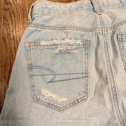 American Eagle Mom Jeans Size 0 Ripped Distressed Light Wash Denim Y2K