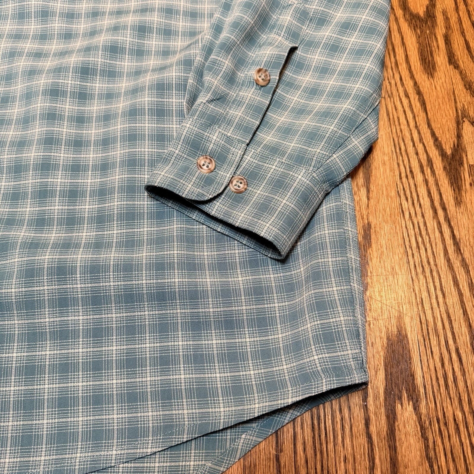 Helly Hansen Plaid Ventilated Hiking Fishing Shirt Large Blue L