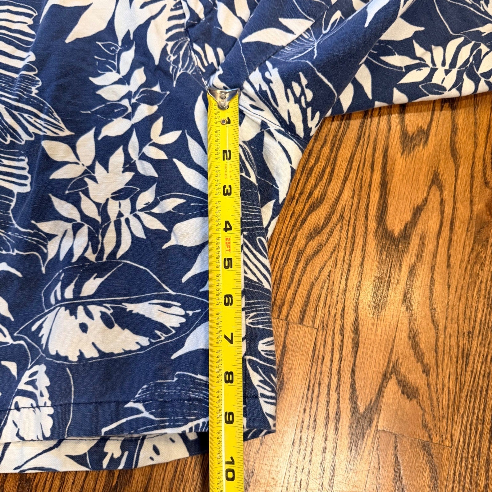 Island Shores Linen Blend Tropical Leaf Print Shorts Size 36 Blue White Aloha