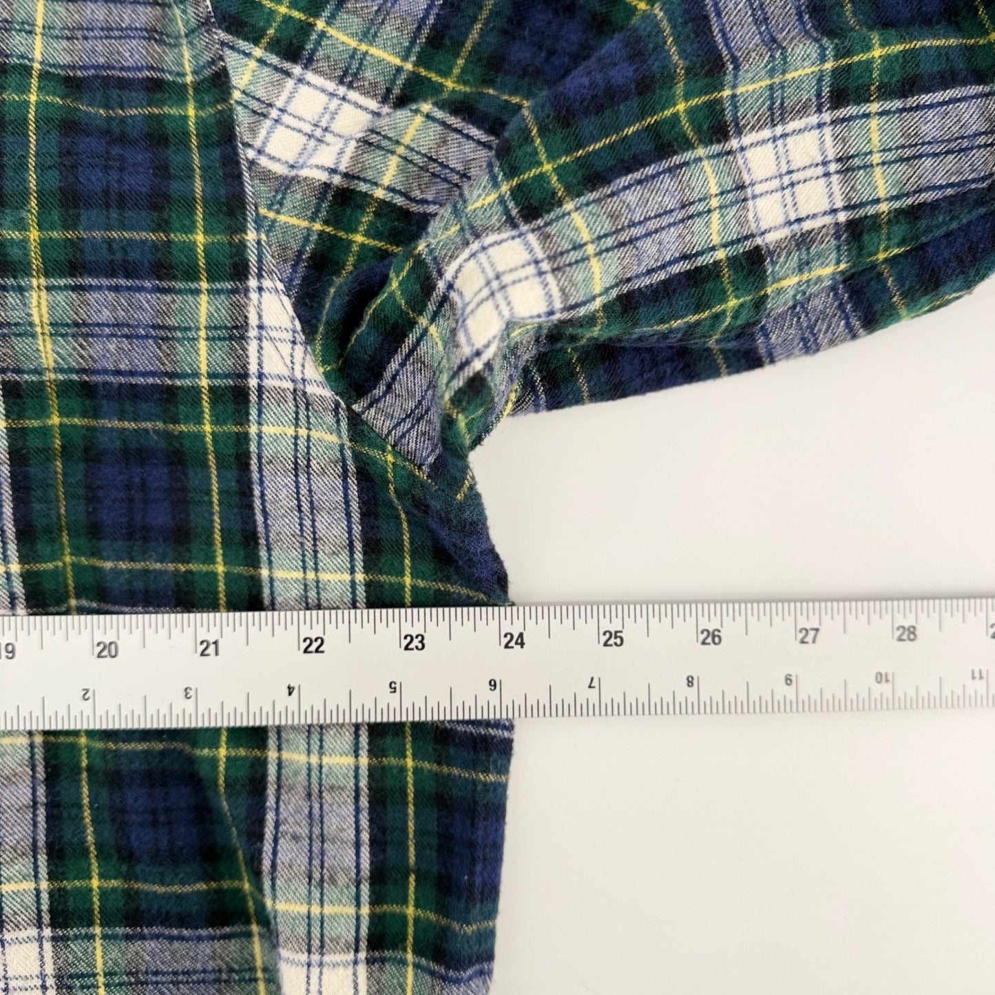 LL Bean Traditional Fit Flannel Shirt Plaid Cotton Button Down L Green Blue