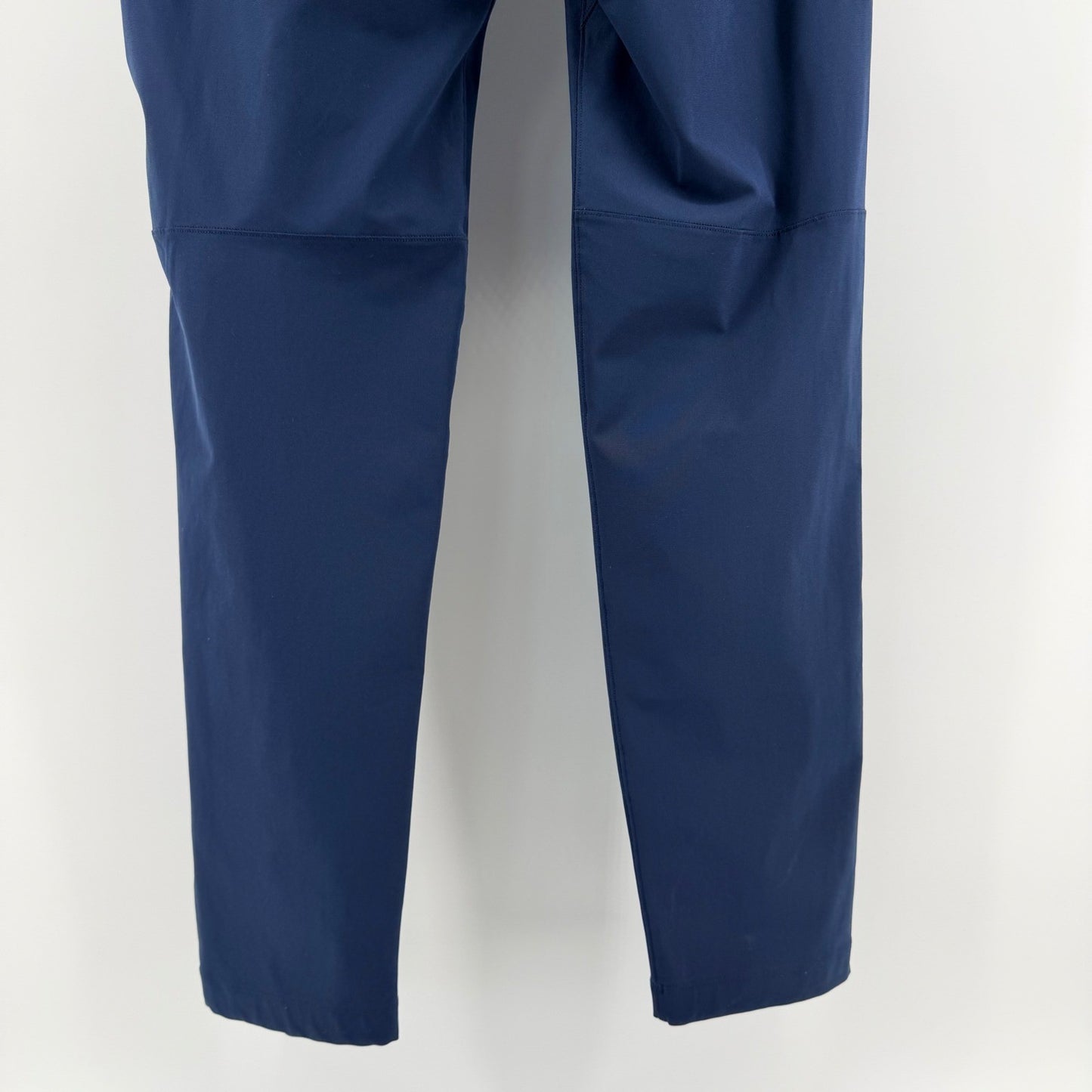 Lululemon Commission Slim Fit Pant Warpstreme Navy Blue Tech Chino 33 x 31