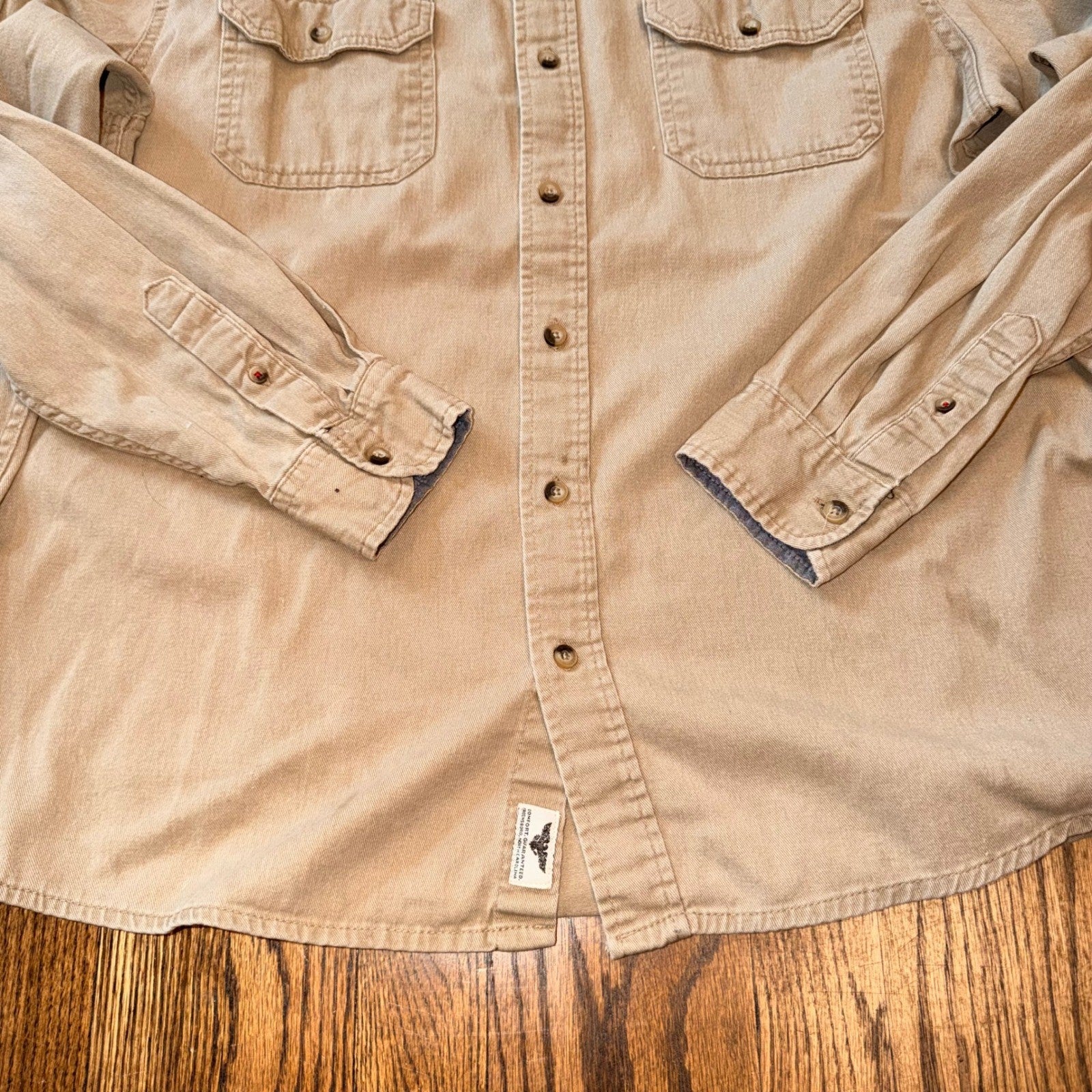 Wrangler Flex for Comfort Button Down Shirt Khaki Tan Large Mens Long Sleeve