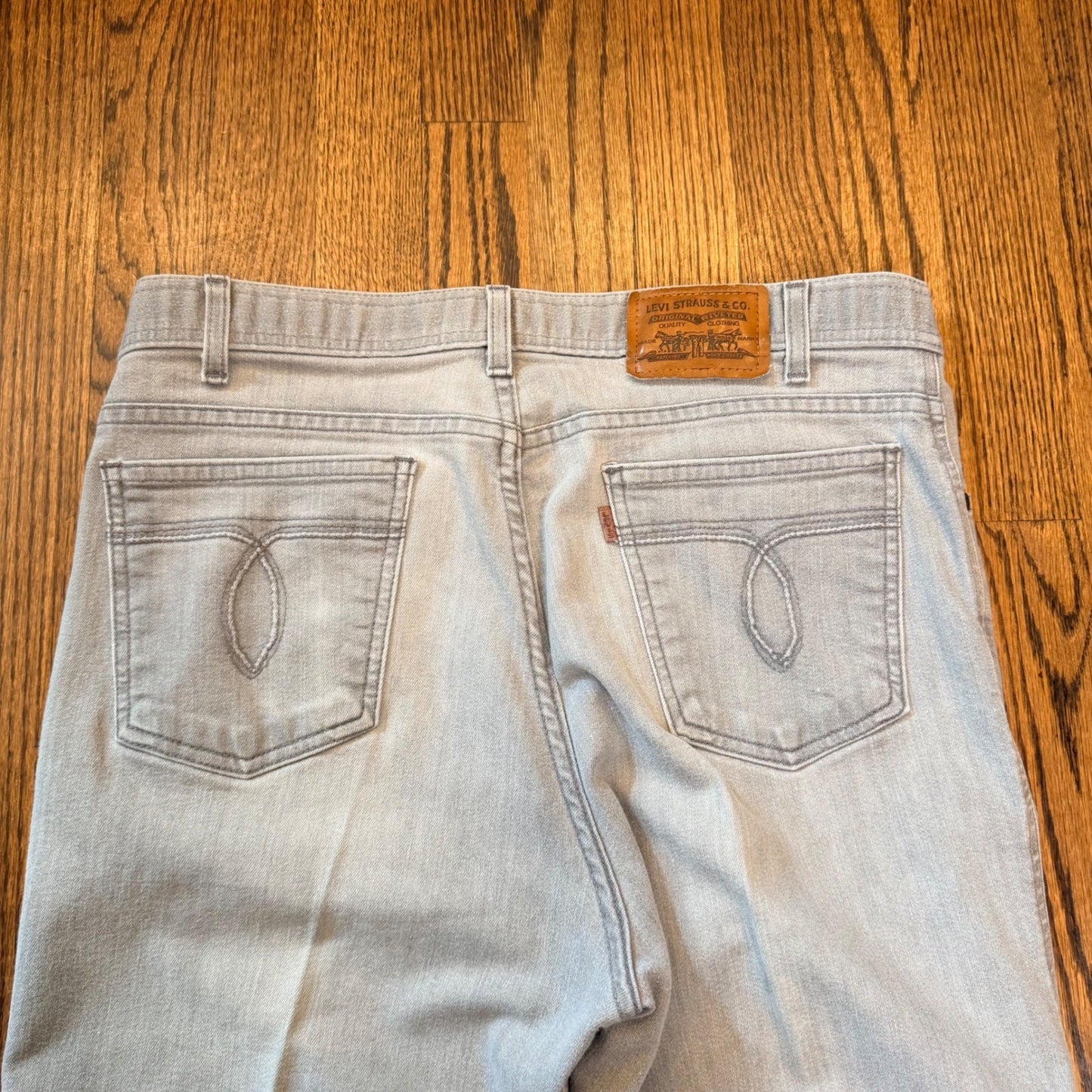Levi's 977 Vintage 1999 Grey Jeans Straight Leg Pants 36x30 Leather Tab