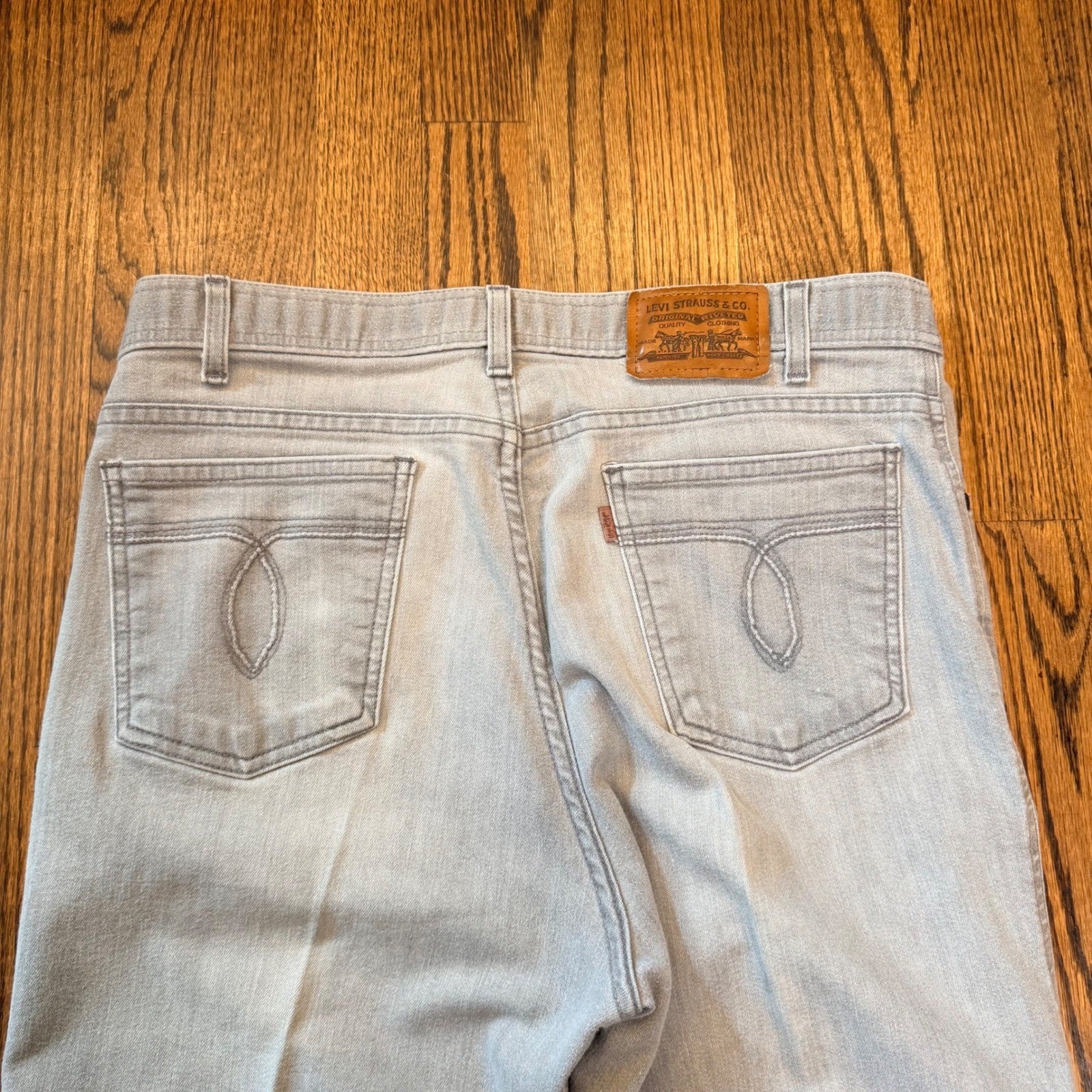 Levi's 977 Vintage 1999 Grey Jeans Straight Leg Pants 36x30 Leather Tab