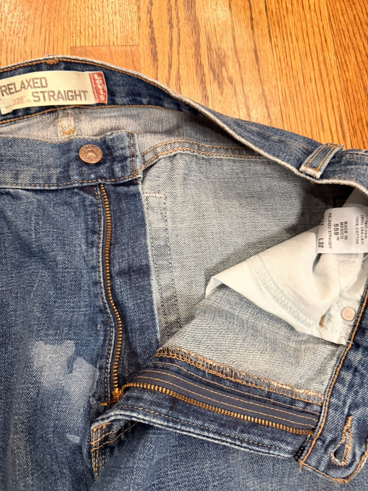 Levi’s 559 Jeans