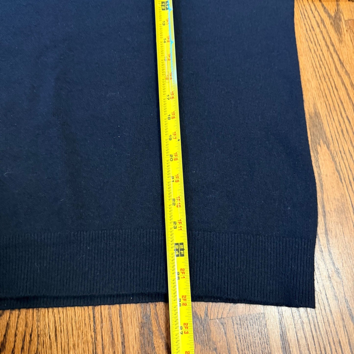 Lands' End 100% Cashmere V-Neck Sweater Black XL 46-48 Soft Warm