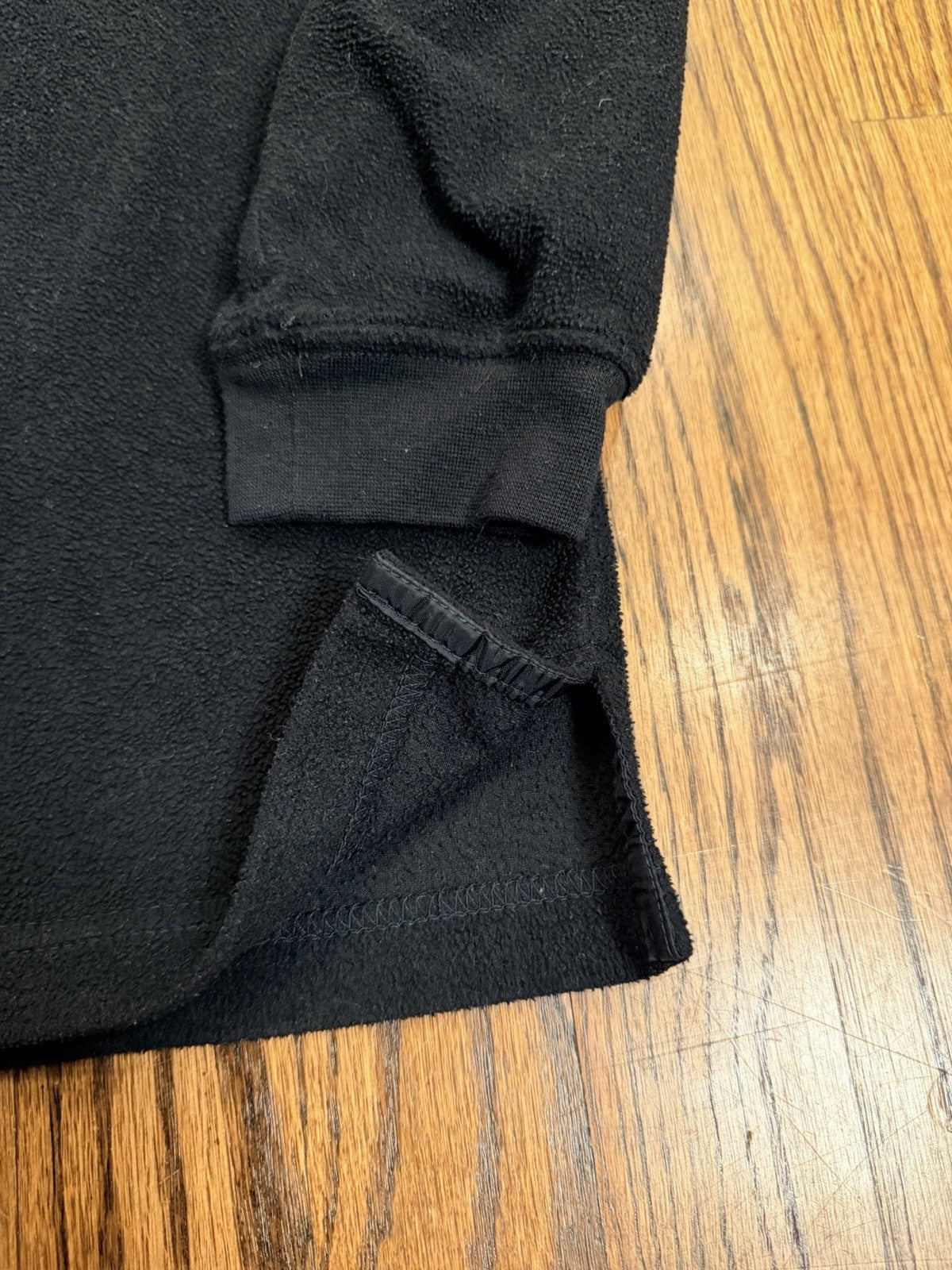 Port Authority 1/4 Zip Fleece Humpy’s Great Alaskan Alehouse Anchorage L