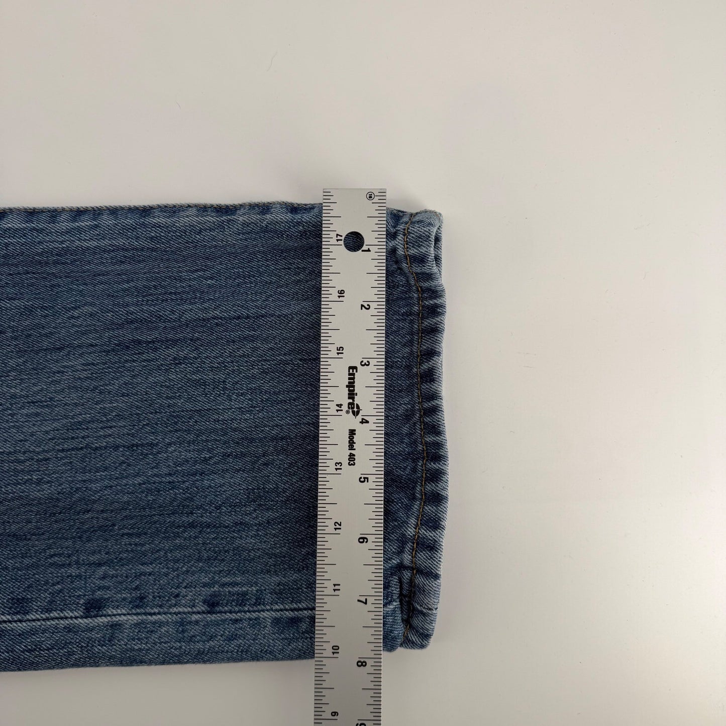Levi's 501 Original Fit Straight Leg Jeans Button Fly 34x29 Medium Wash Blue