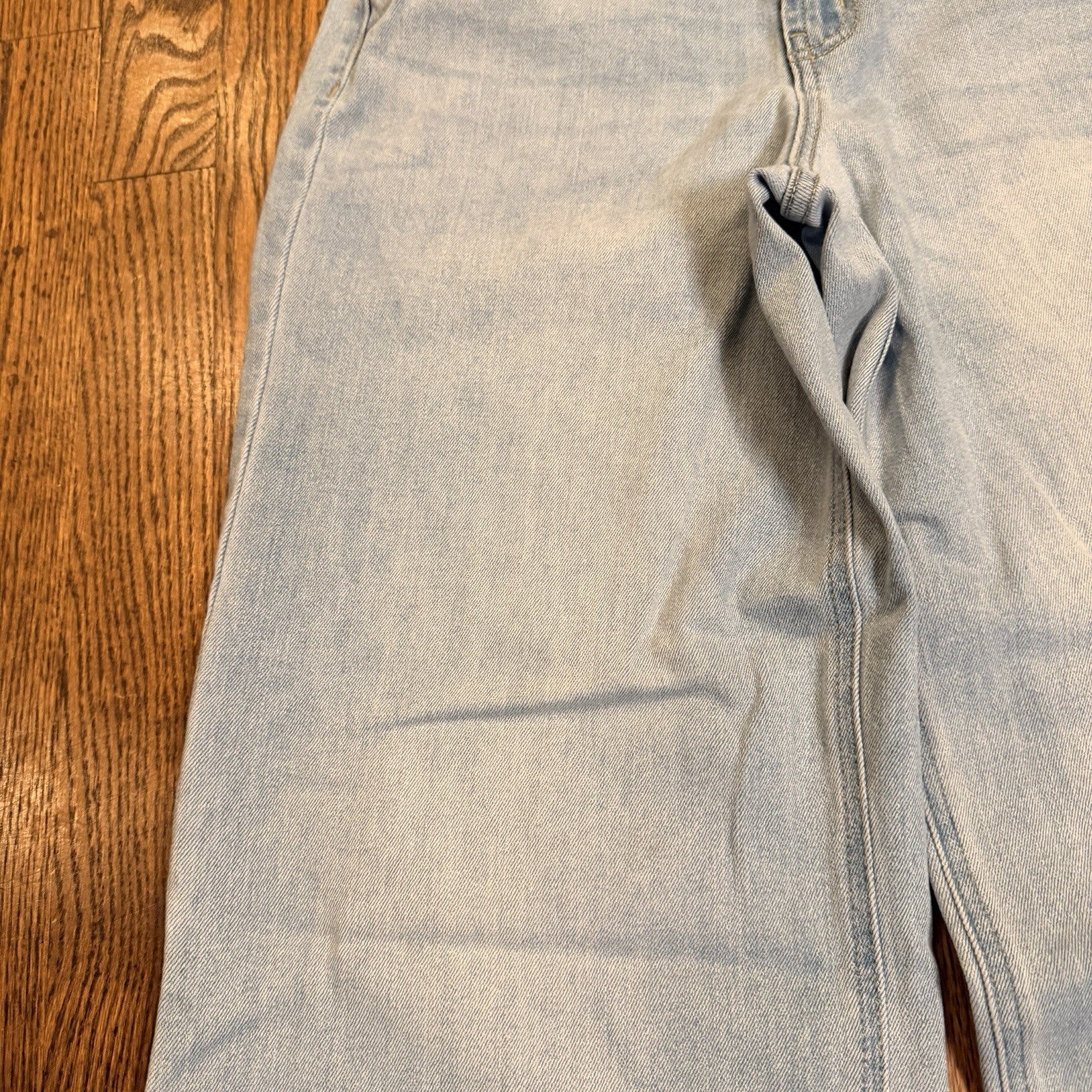 Old Navy High Rise WOW Wide Leg San Catarina Light Blue Denim Jeans Womens 6