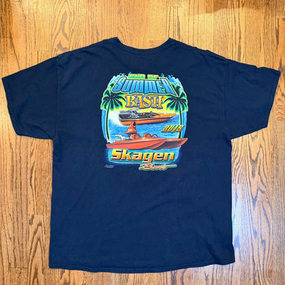 Gildan Skagen Boats End of Summer Bash 2015 Graphic T-Shirt 2XL Black