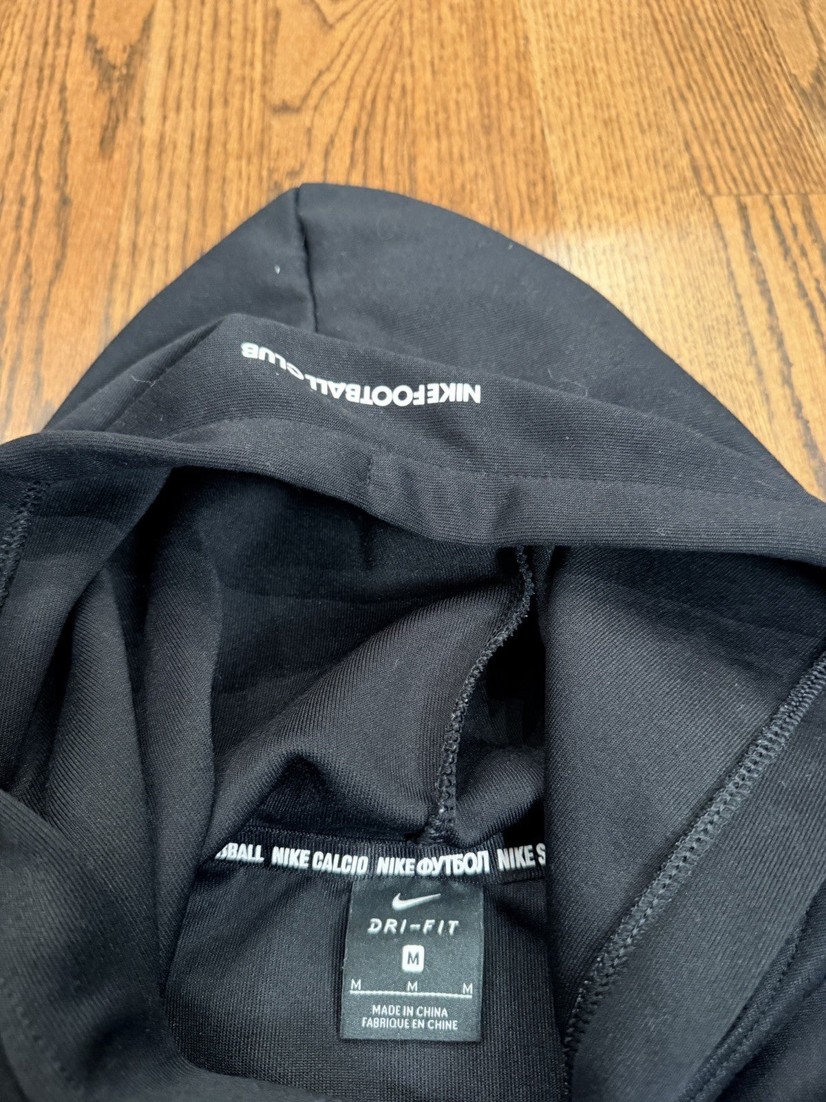 Nike F.C. Football Club Training Hoodie Size M Black AR8002-010 2017