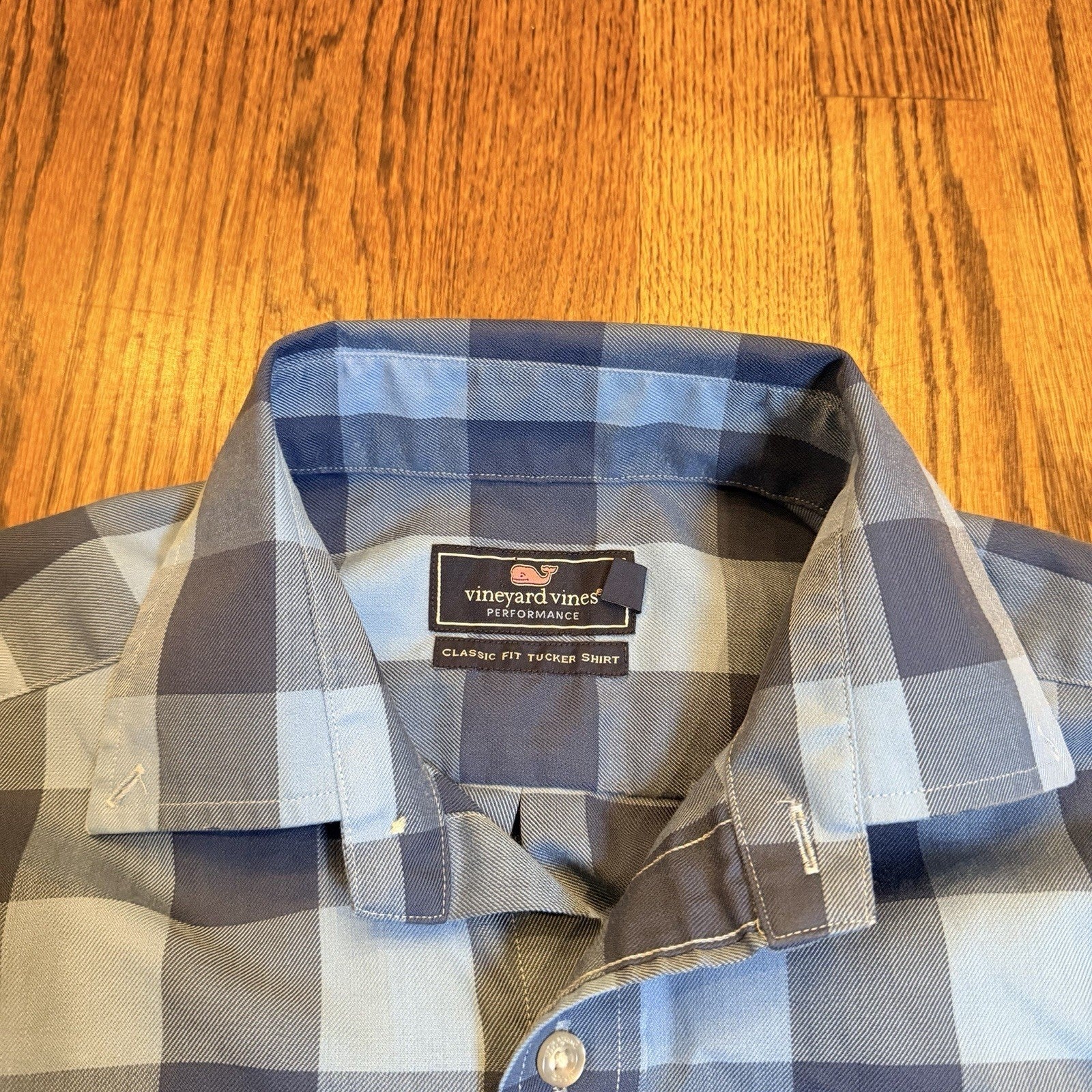 Vineyard Vines Performance Tucker Shirt Blue Buffalo Check Plaid Small 1W1954