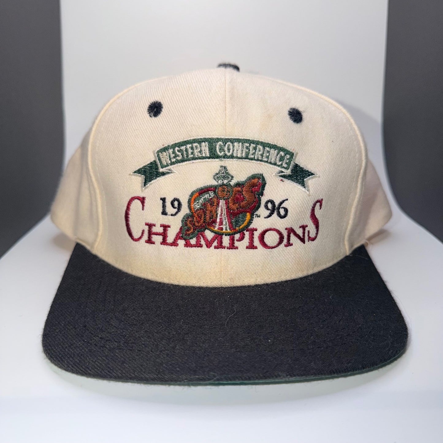 Seattle Sonics 1996 Western Conference Champions Vintage Snapback Hat Cream OS
