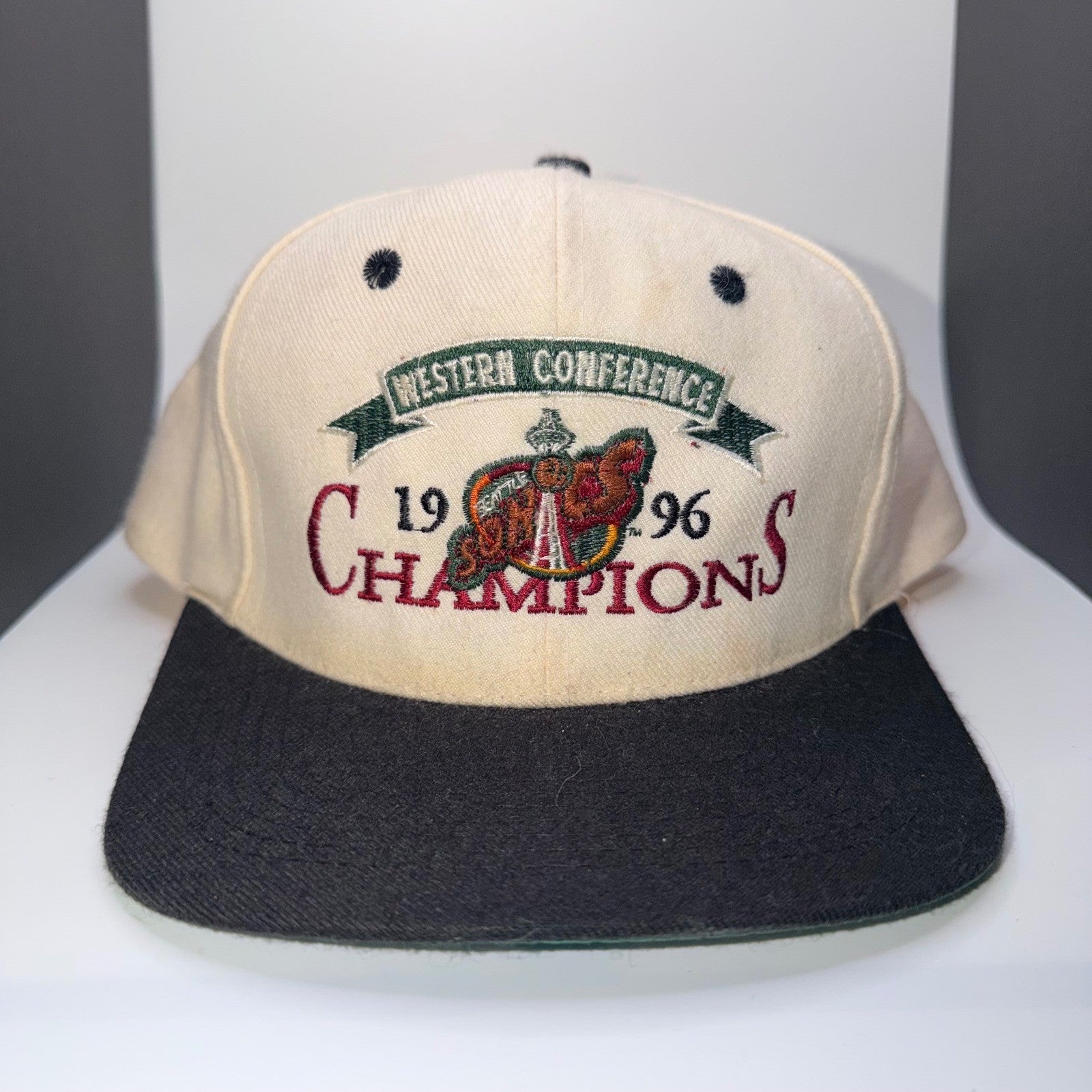 Seattle Sonics 1996 Western Conference Champions Vintage Snapback Hat Cream OS