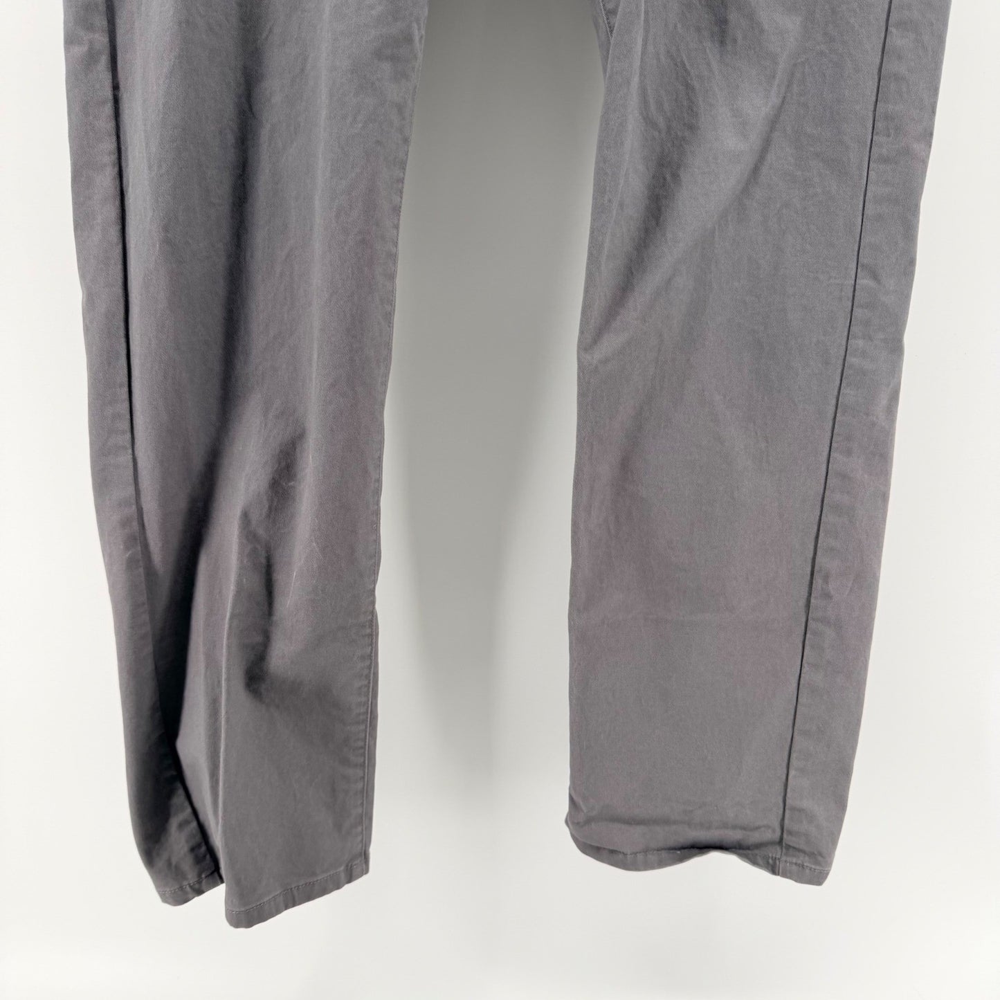 UNTUCKit Straight Fit 5-Pocket Pants Gray Stretch Cotton Chinos 35x32 Mens