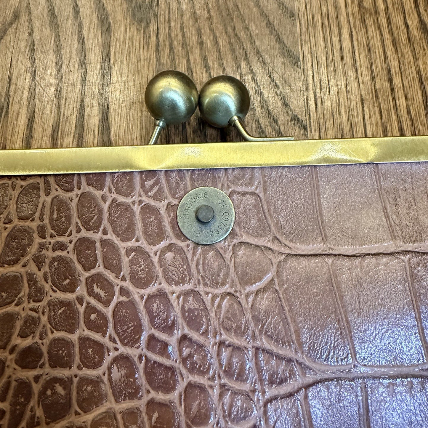 Jessica Simpson Brown Croc Bag Purse Clasp Snap Over Clutch Logo
