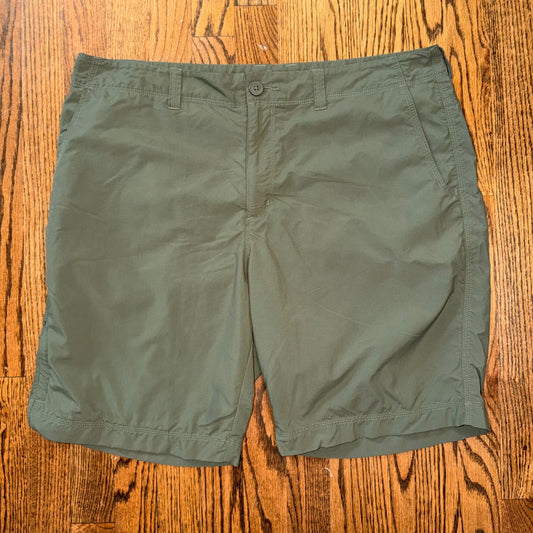 Mountain Hardwear AP Scrambler Hiking Shorts 38 Olive Green Outdoor Adventure